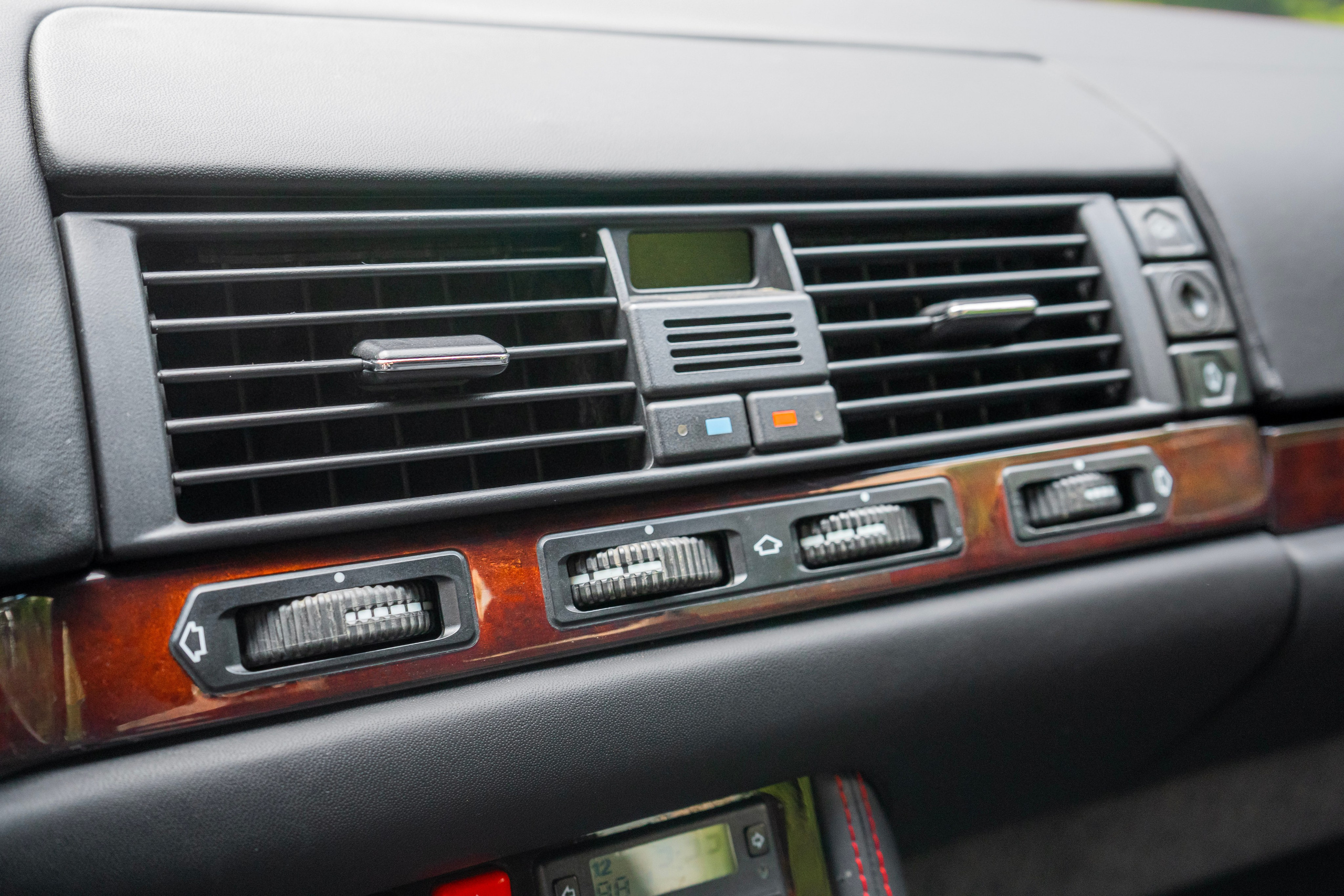 Mercedes W140. Автомобильный фотограф Ногинск Денис Городок