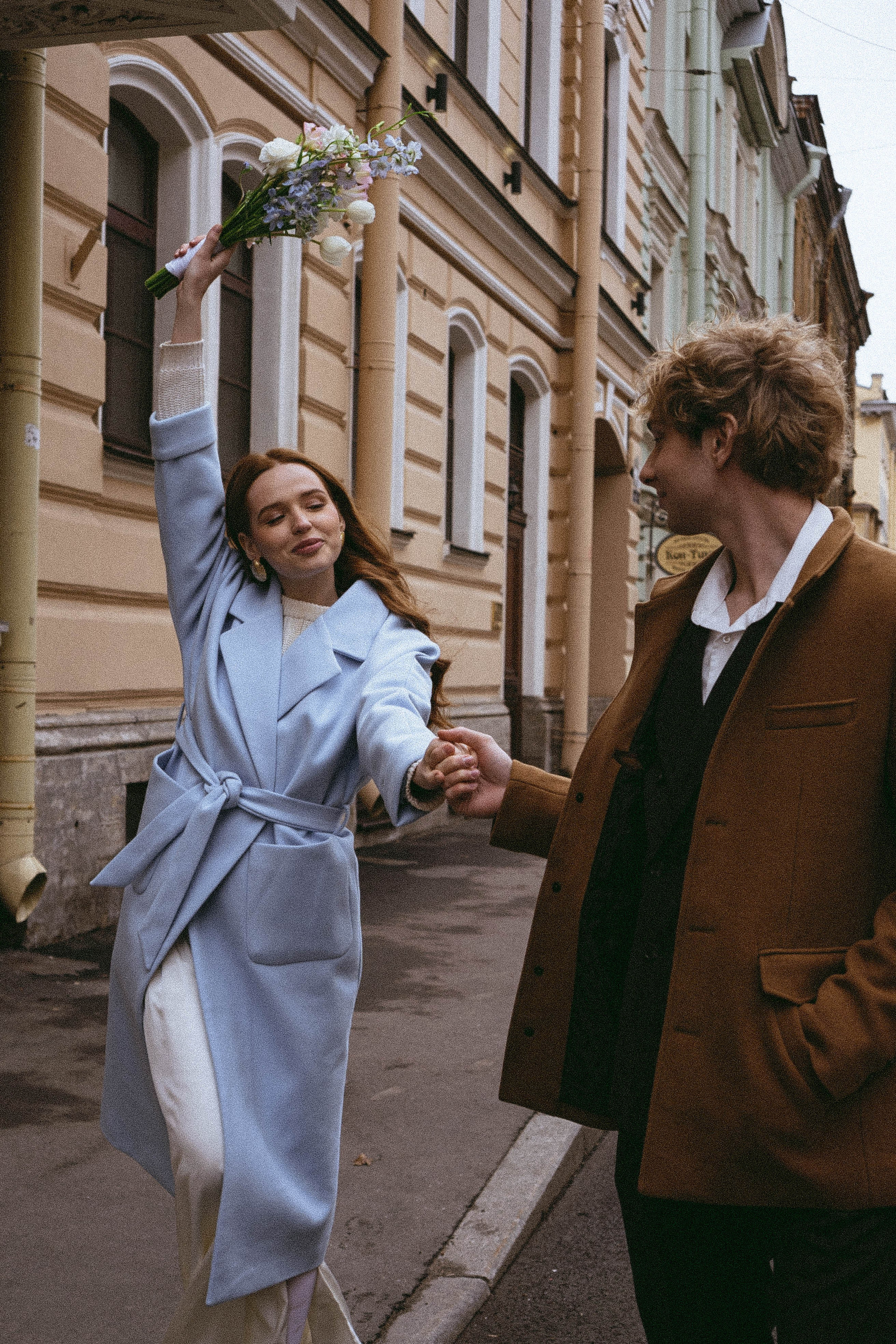 СВАДЕБНАЯ ПРОГУЛКА ПО ПЕТРОГРАДКЕ ВЕСНОЙ (ФОТОСЕССИИЯ ПАРЫ СВАДЕБНАЯ). Профессиональный фотограф, Санкт-Петербург — Виктория Богомолова