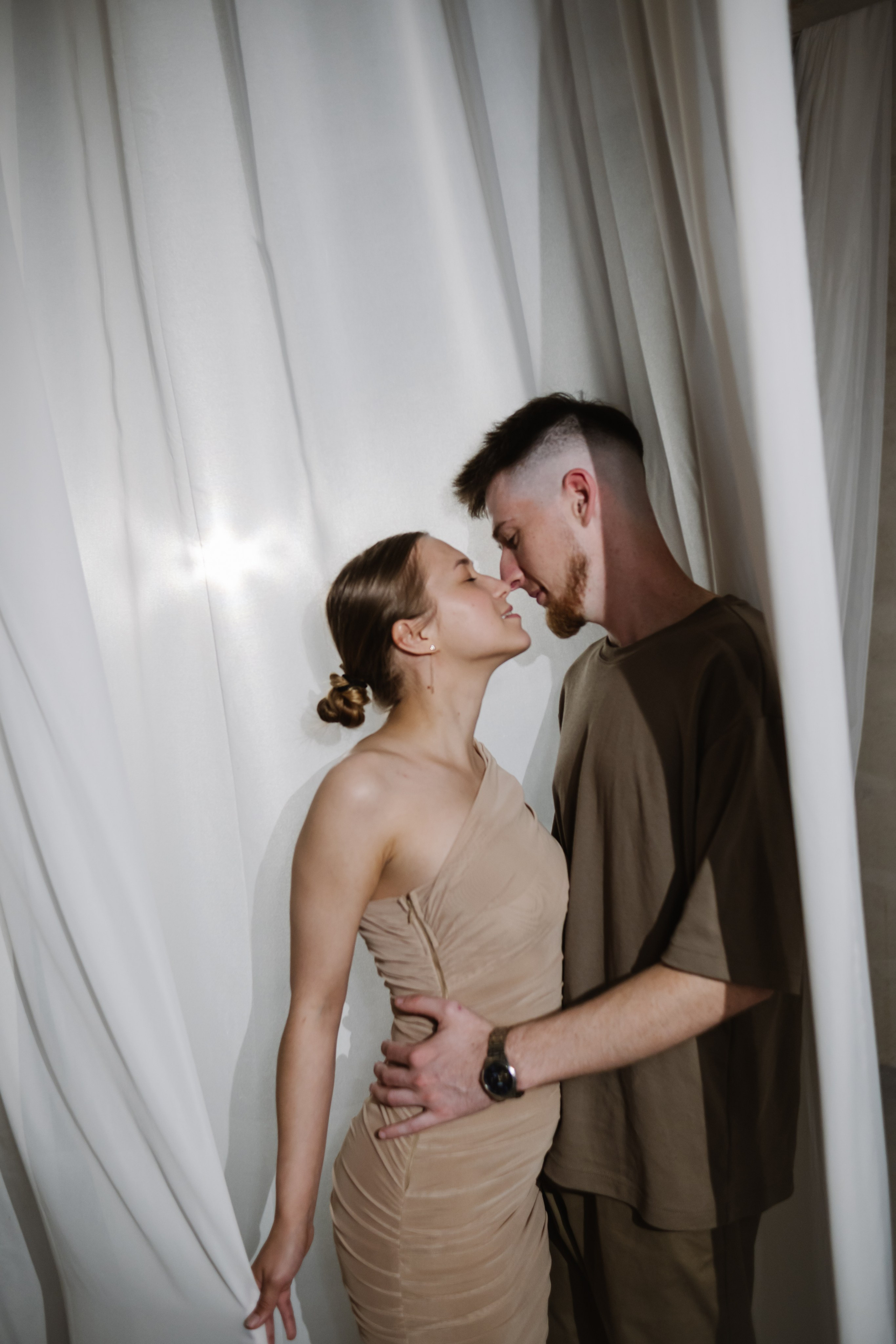 Студийная парная фотосессия Ани и Вити. Портретный и репортажный фотограф в Санкт-Петербурге | Валерия Кайряк