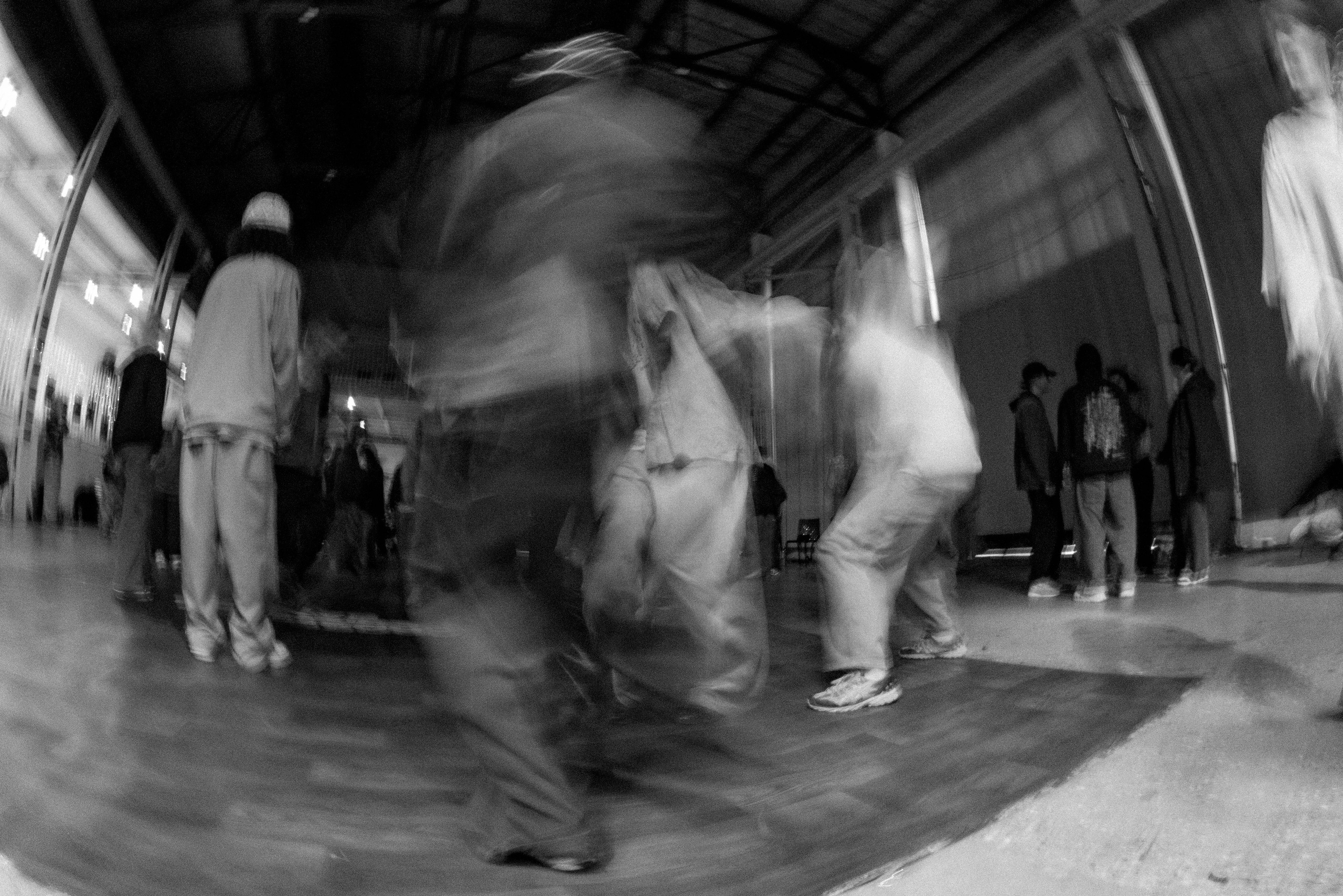 LORDS OF THE UNDERGROUND 27/10/25 (@youlovebu). Соня бу тебя сфоткала