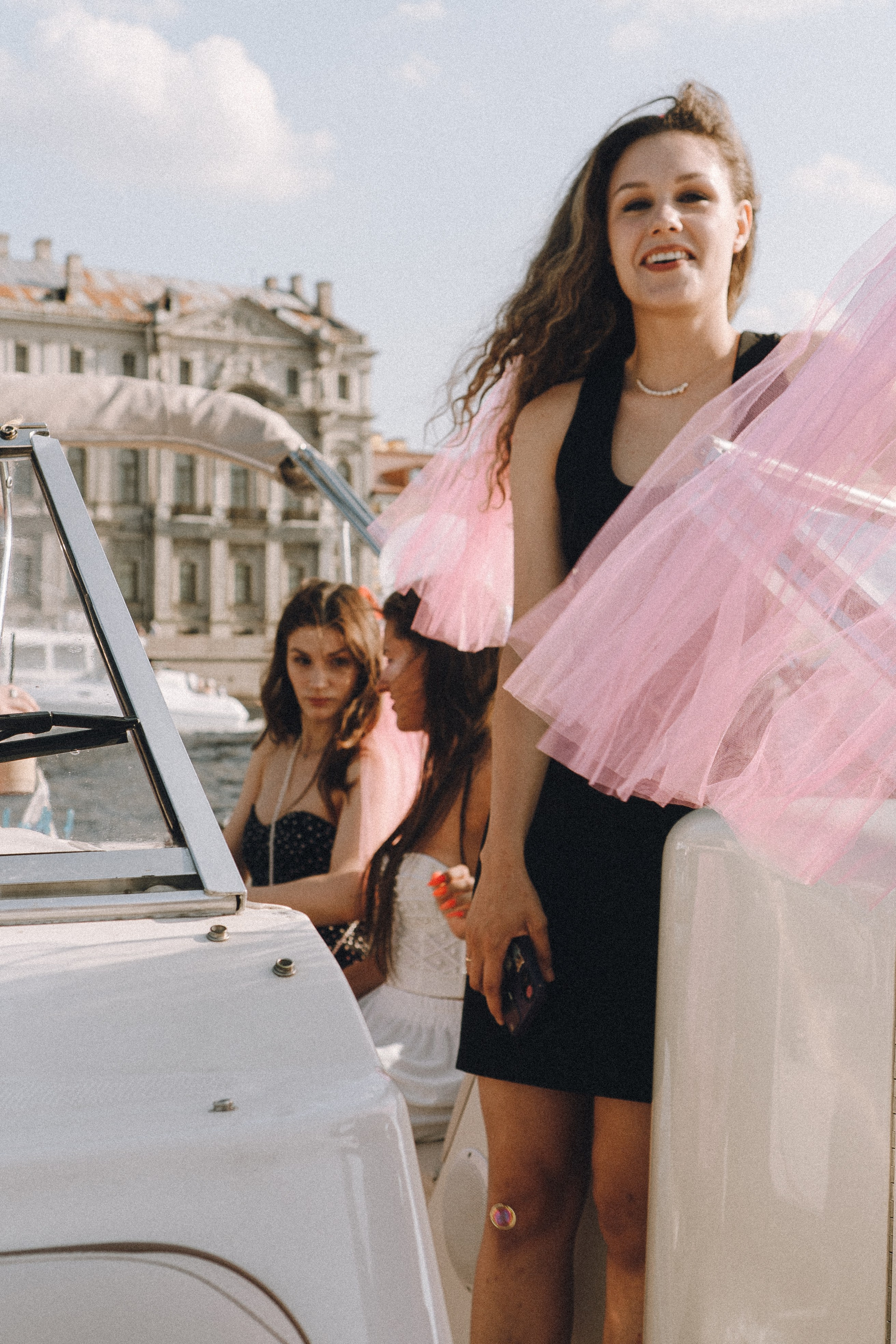 ДЕВИЧНИК НА КАТЕРЕ. Профессиональный фотограф, Санкт-Петербург — Виктория Богомолова