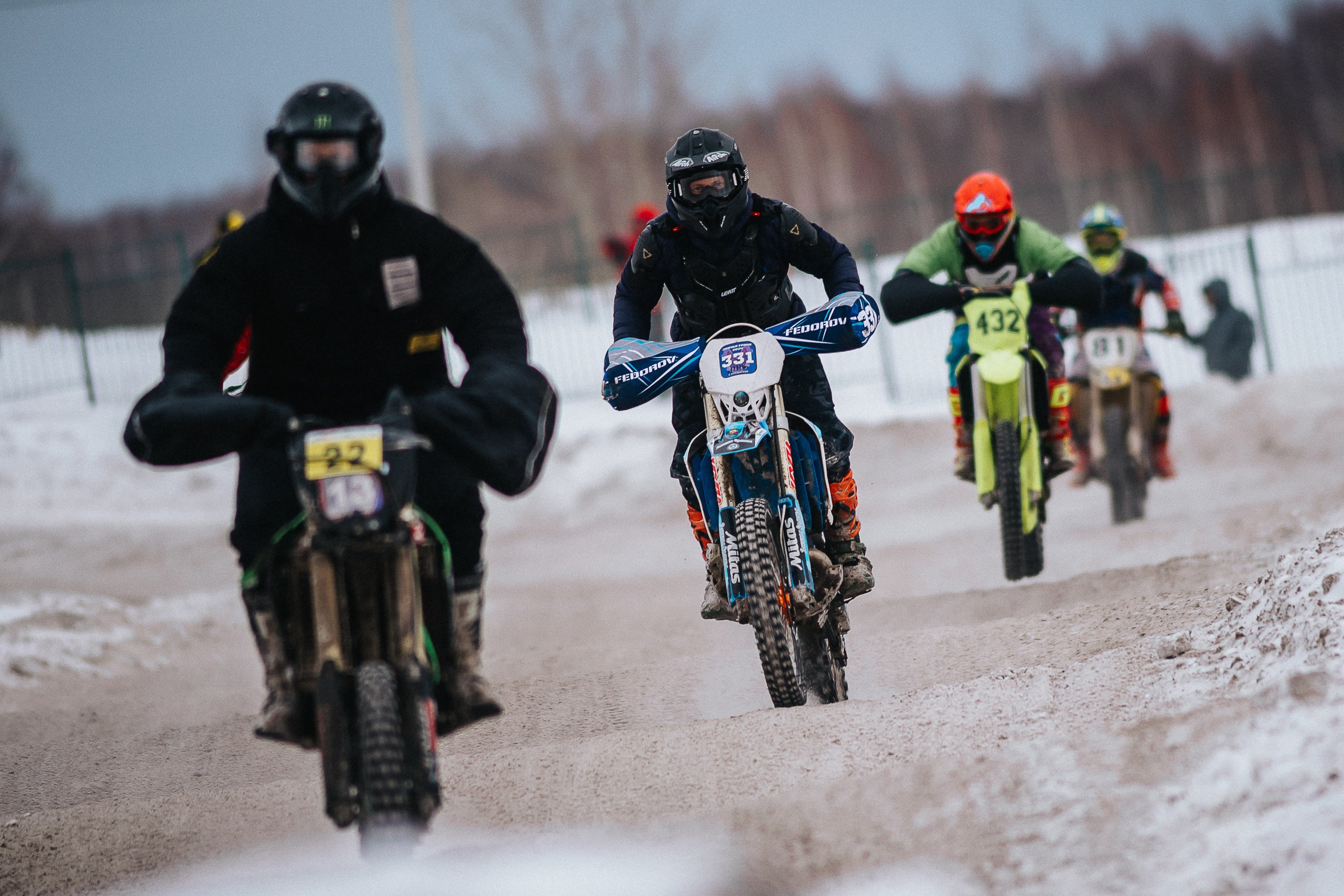 29.12.2024 — Праздничная тренировка на мотоциклетной трассе Люскус. Репортажный фотограф в Кемерово