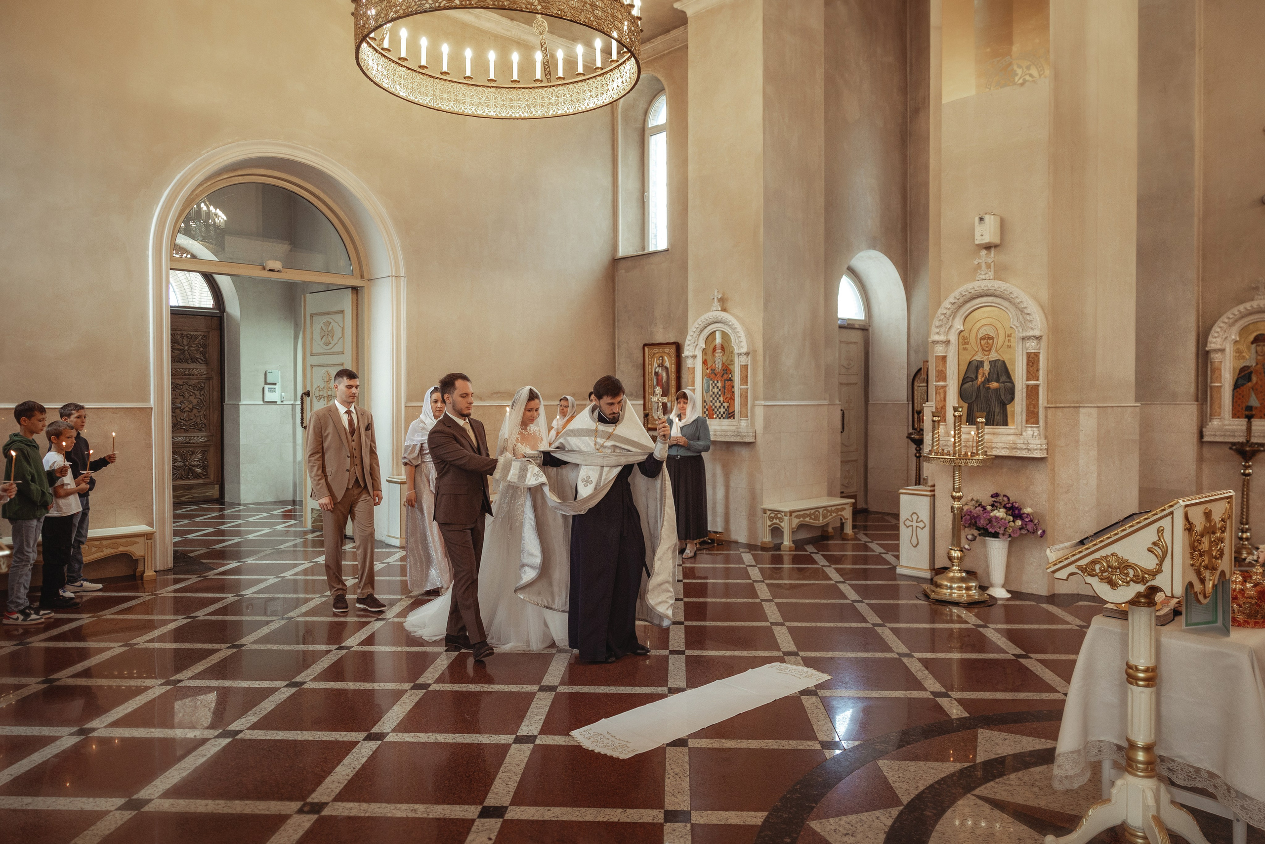 Таинство Венчания Игоря и Ксении. Храм Александра Невского. Славянск-на-Кубани. Фотограф на Крещение и Венчание Краснодарский край — Гранкина Юлия