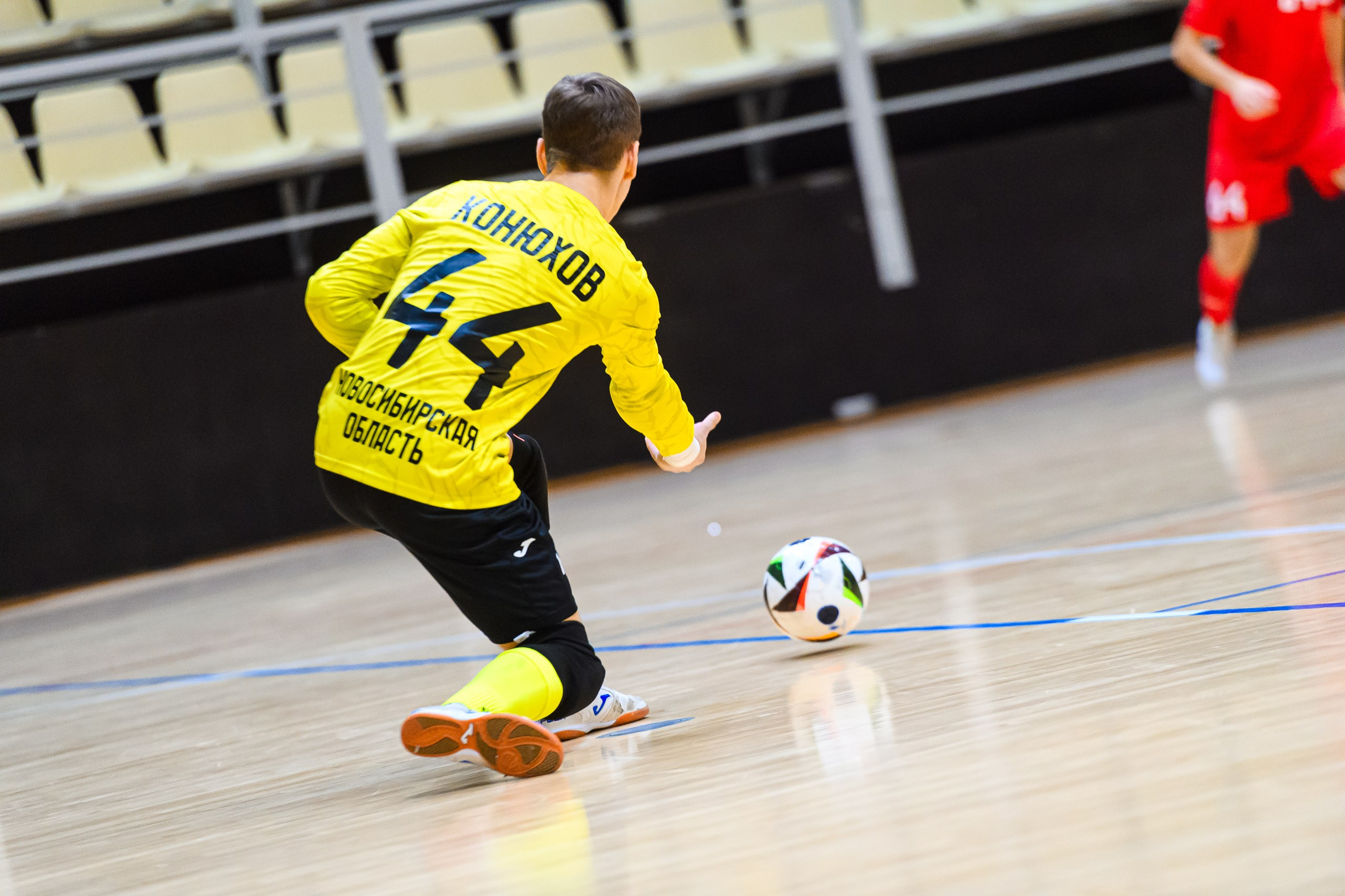Высшая лига по футзалу — Сезон 2024-2025 — 2ой тур. Репортажный фотограф в Кемерово