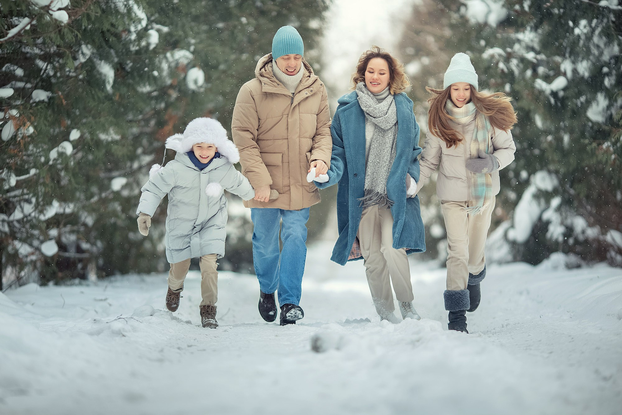 Зимние забавы на семейной фотосессии. Tatyana Nadezhdina Family photographer