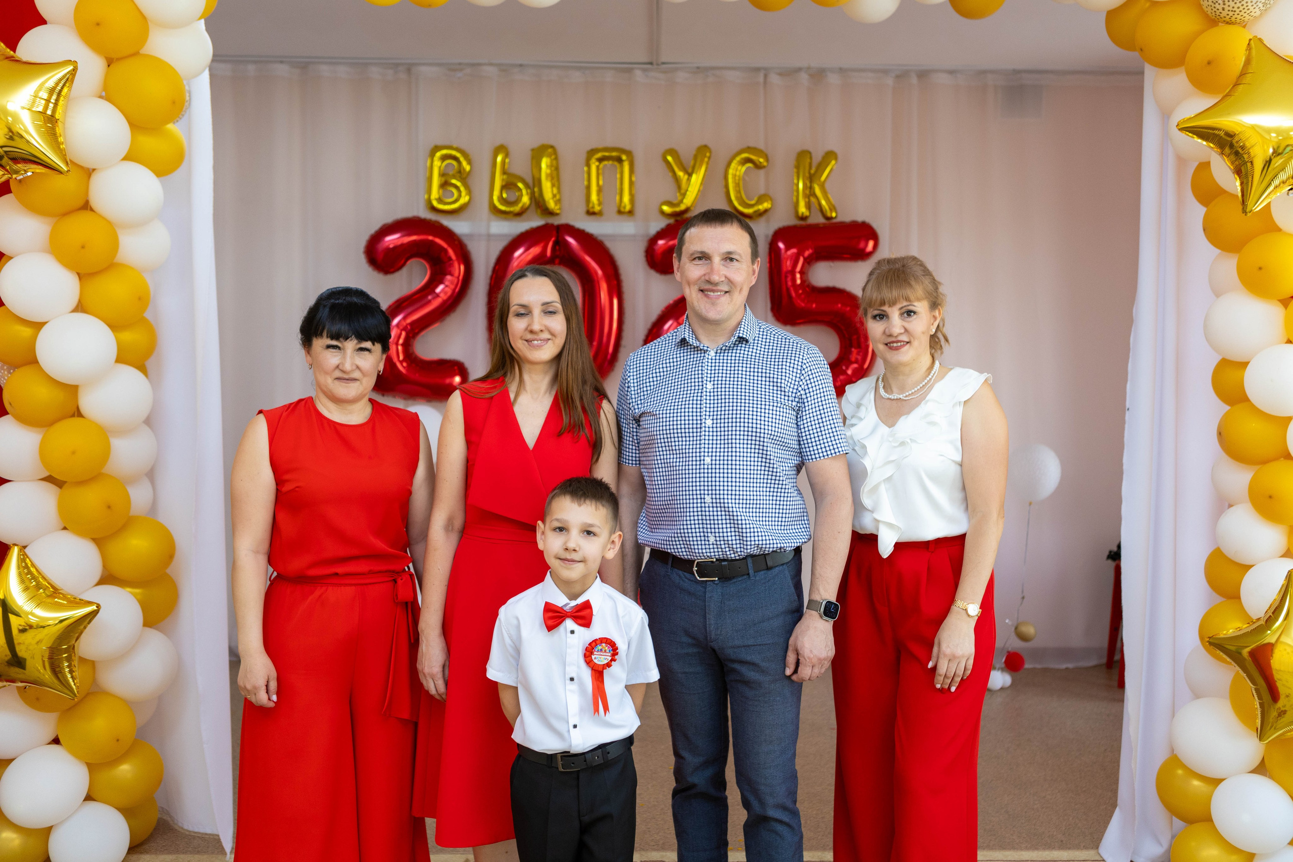 Выпускной в детскому саду 2025 год. Свадебный и предметный фотограф Ренат Каламперов