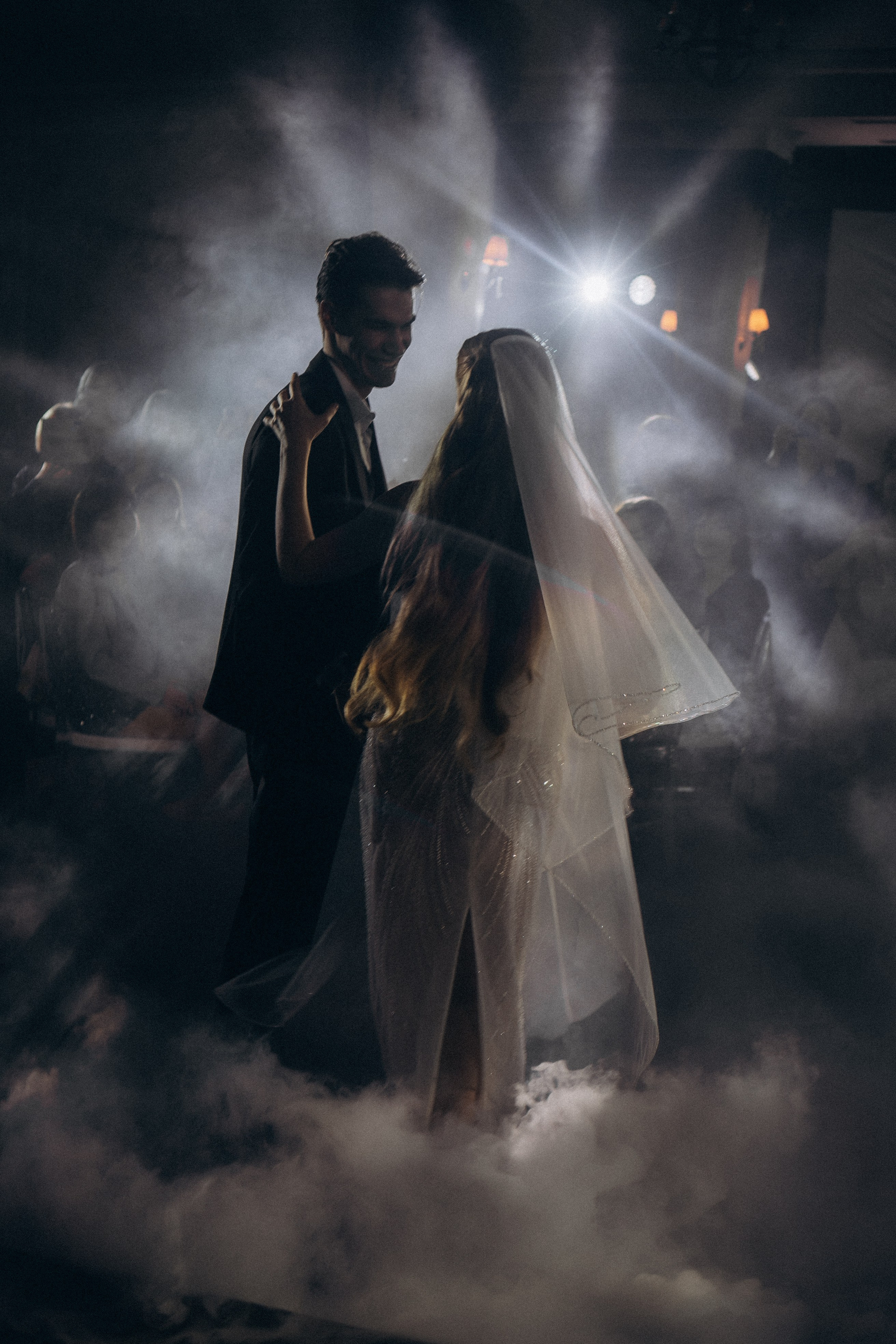 СВАДЕБНАЯ СЬЕМКА СБОРОВ В ОТЕЛЕ И ВЫЕЗД НА ЦЕРЕМОНИЮ (СНЯТО В СИБИРЕ В НИЖНЕВАРТОВСКЕ). Профессиональный фотограф, Санкт-Петербург — Виктория Богомолова