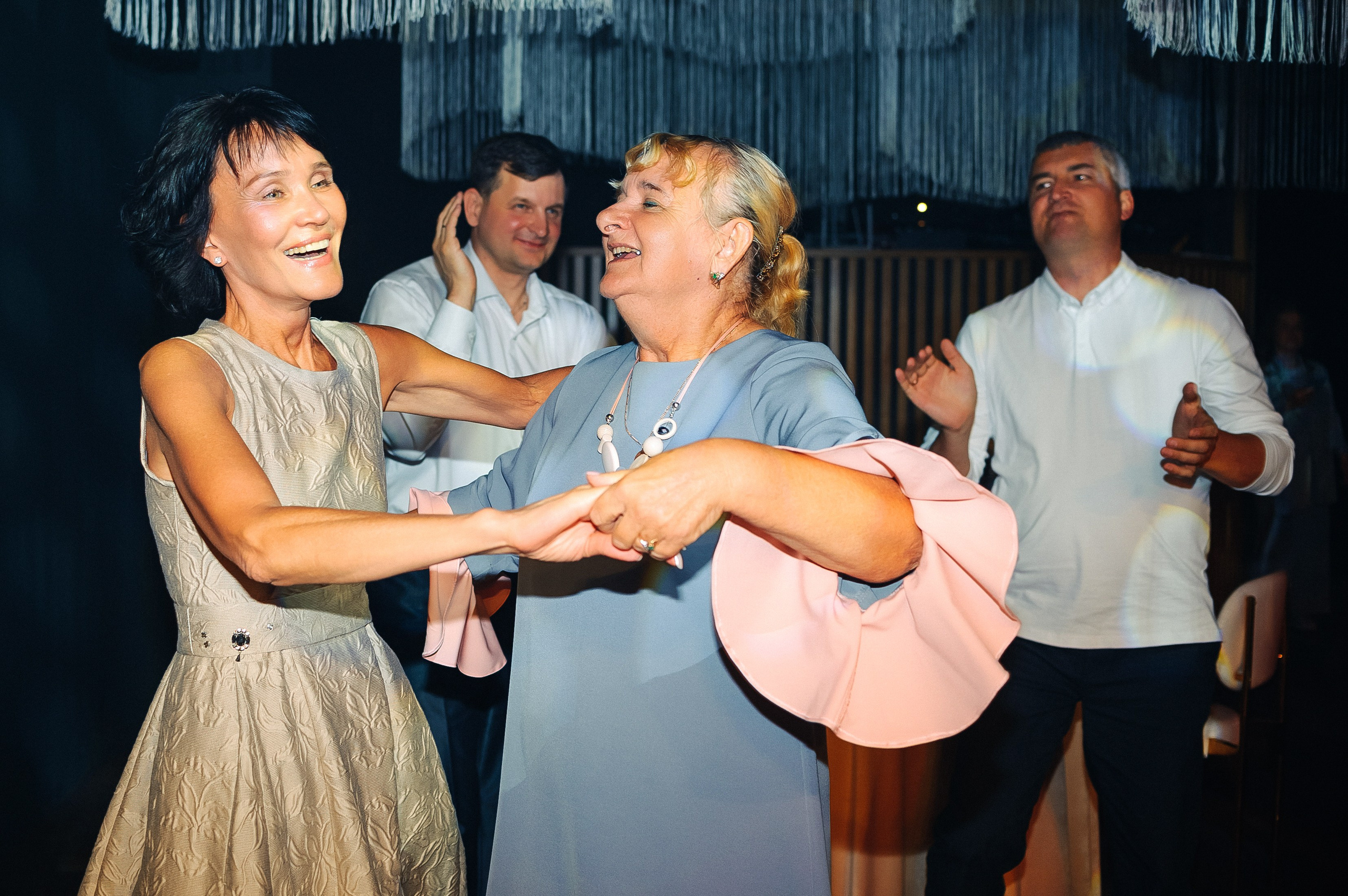 Годовщина свадьбы в Atmosfera. Свадебный фотограф в Екатеринбурге Артём Зайнетдинов