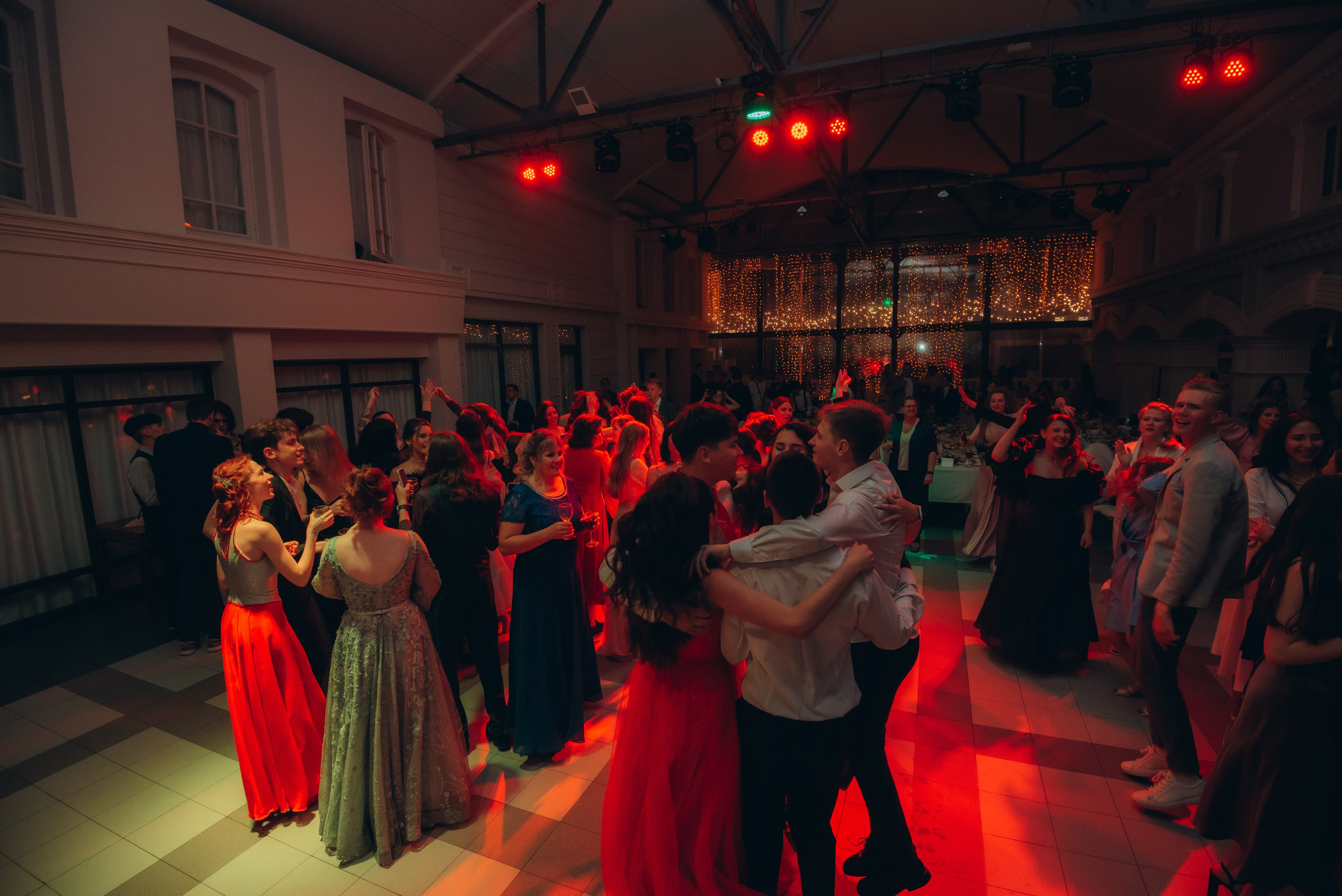 Выпускной. Фотографы Ивановы Краснодарский край