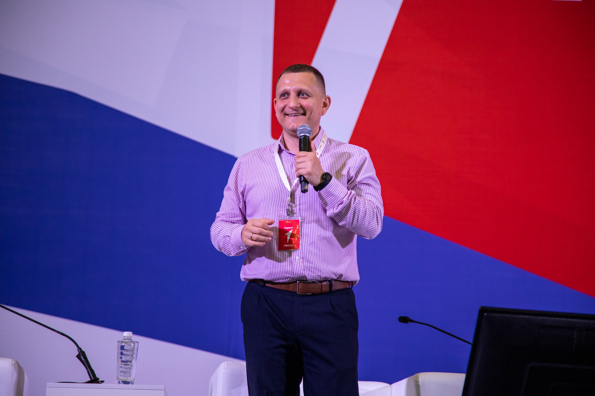 Первый фестиваль Движения Первых в Краснодаре. Репортажный, промышленный и маркетплейс-фотограф Дмитрий Чернат