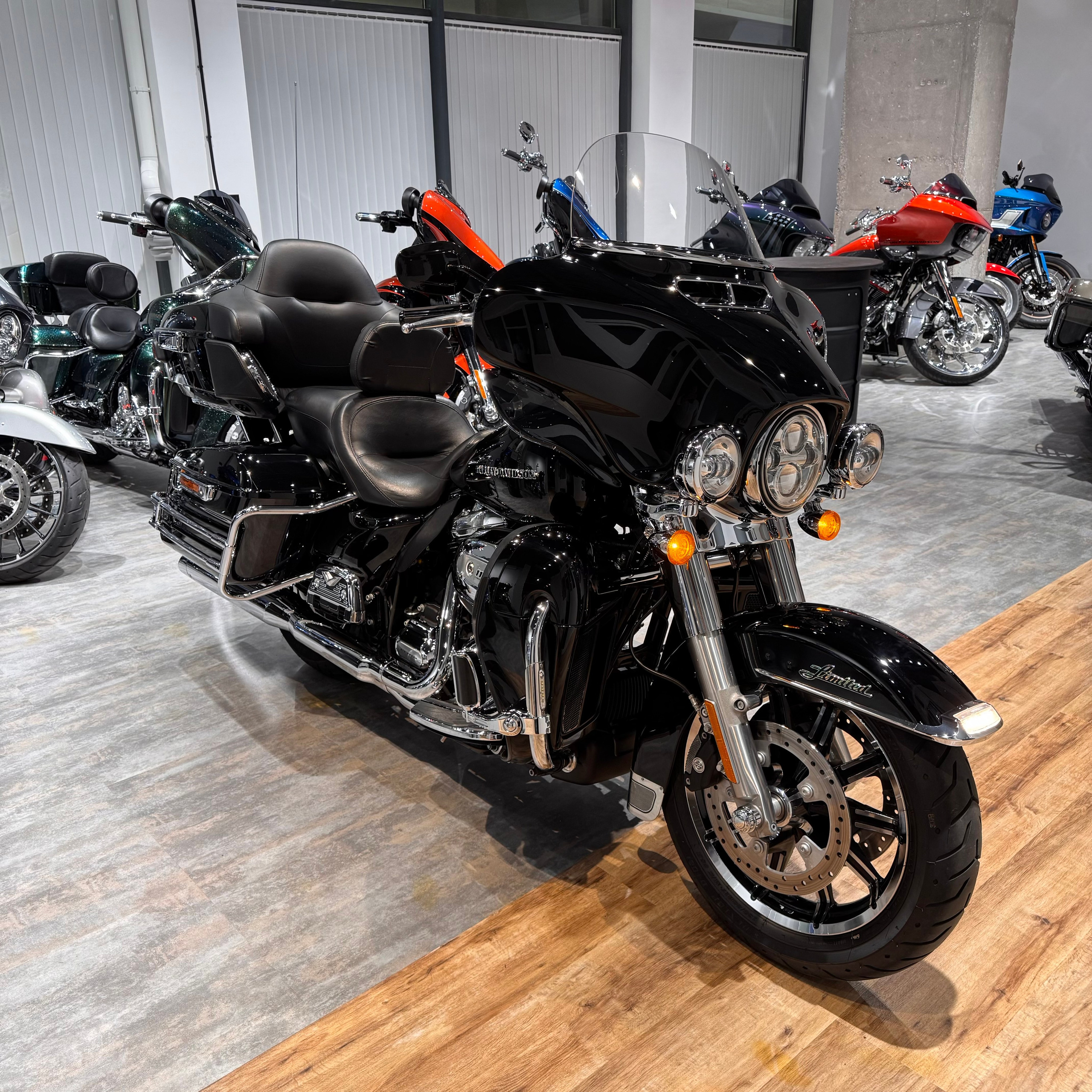Harley Davidson 2019 Ultra Limited 114 — купить мотоцикл. Hello Davidson, Москва. Только хорошие мотоциклы…