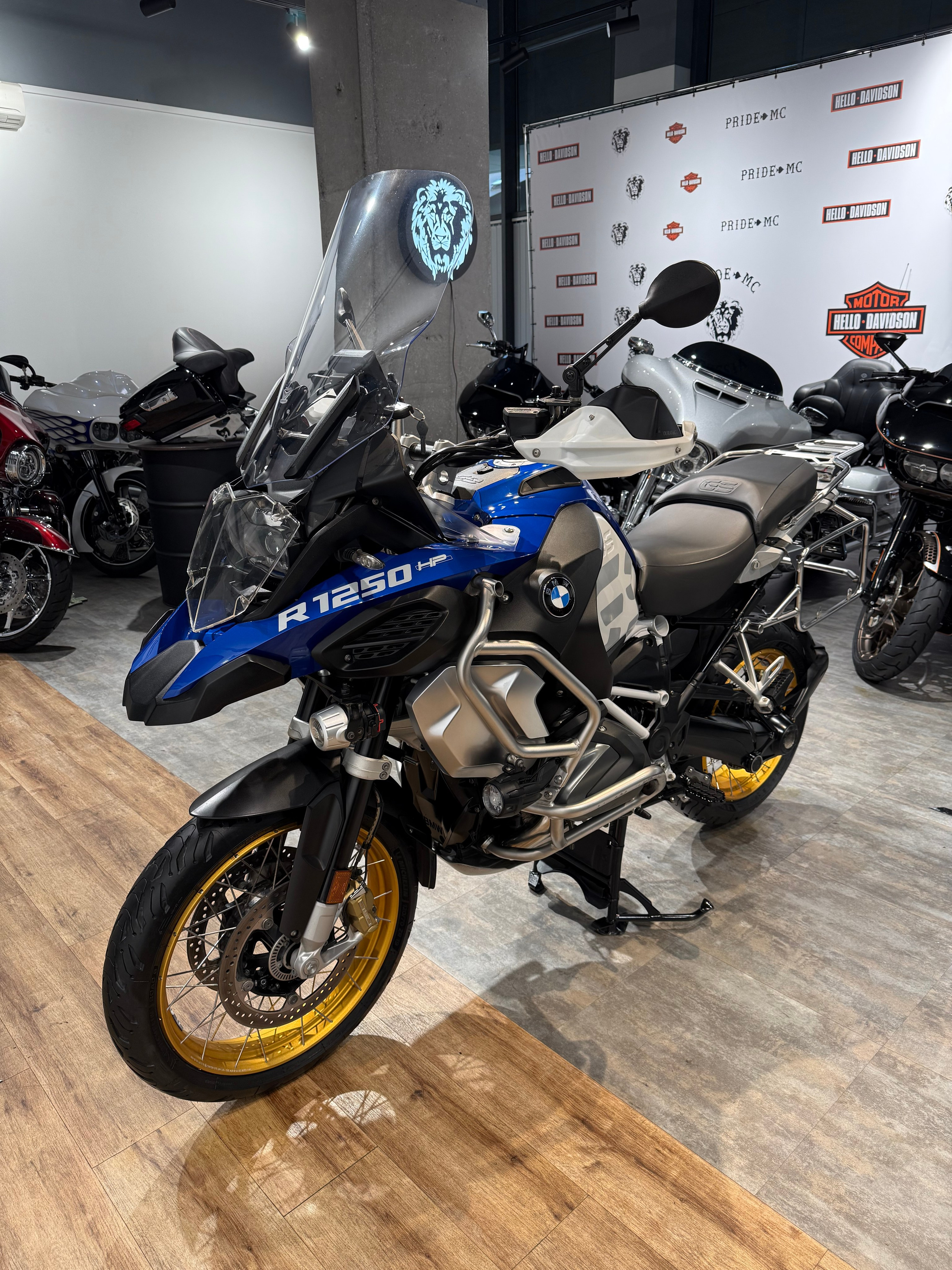 BMW R1250GS ADV Rallye HP. Hello Davidson, Москва. Только хорошие мотоциклы…