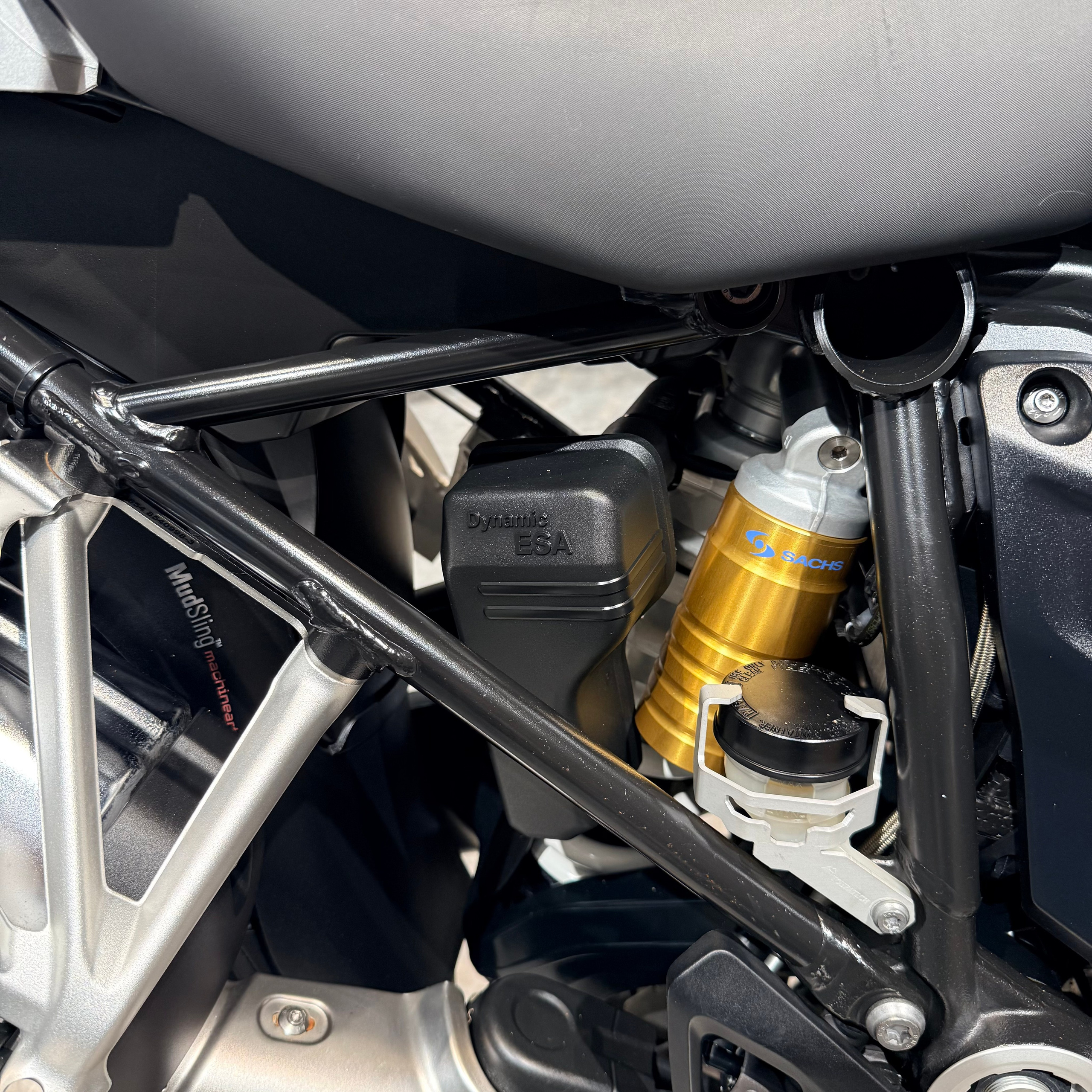 2015 BMW R1200GS Adventure Alpine White. Hello Davidson, Москва. Только хорошие мотоциклы…