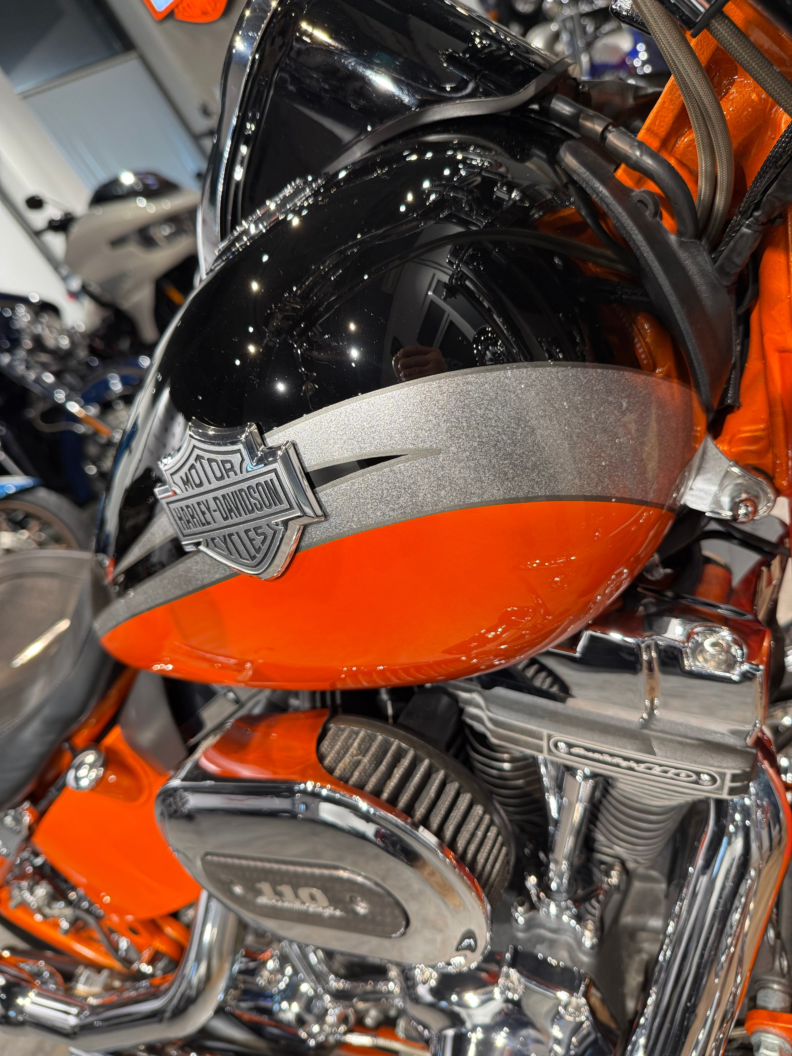 2010 CVO Inferno Orange. Hello Davidson, Москва. Только хорошие мотоциклы…