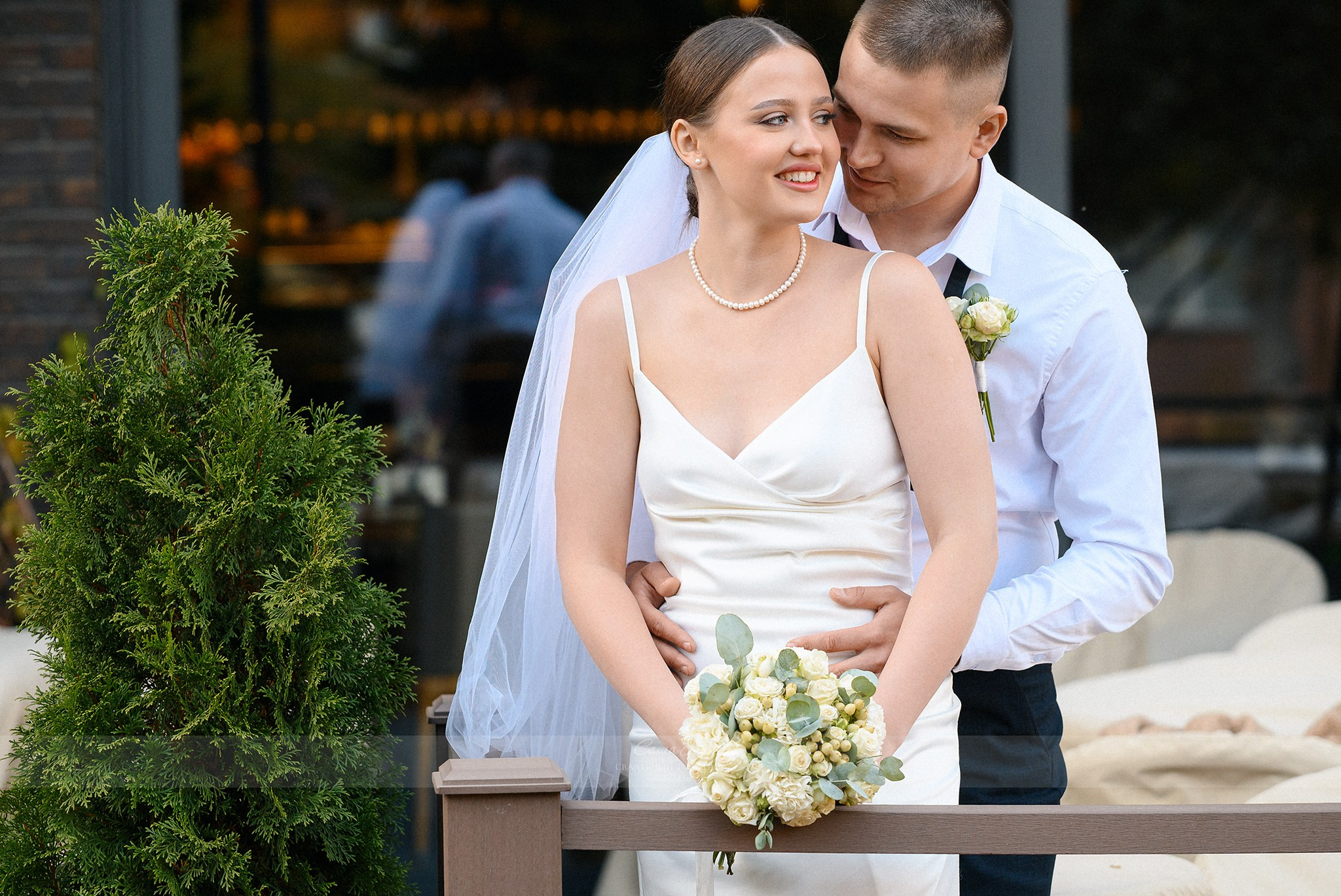 Идеальные фото для молодоженов: Новосибирск, эмоции и стиль. Свадебный и семейный, event фотограф, фоторепортаж в Новосибирске — Саша Кё