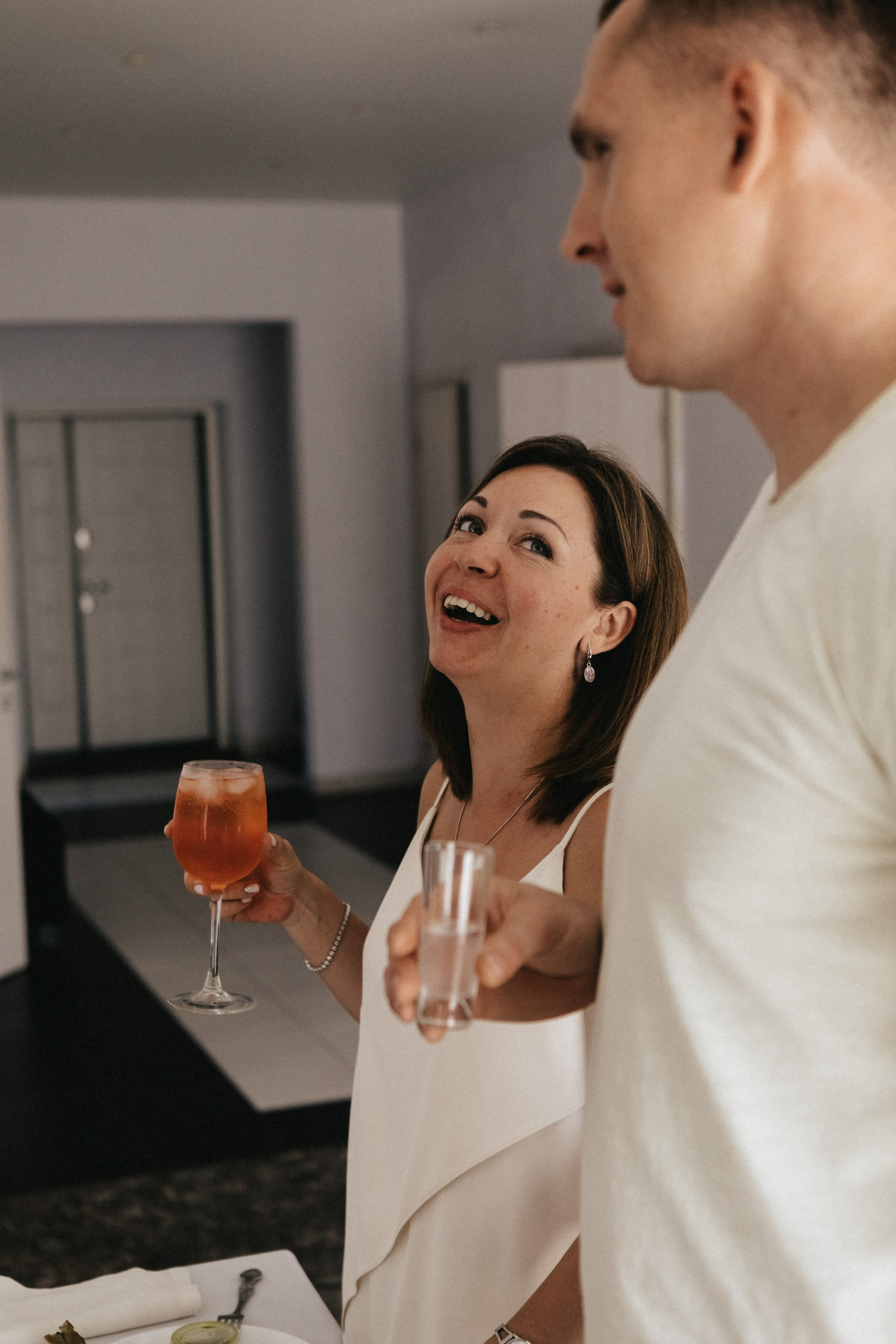 Лиза и Сережа. Роспись и тусовка в коттедже. Свадебный и портретный фотограф в Москве Анастасия Масюк