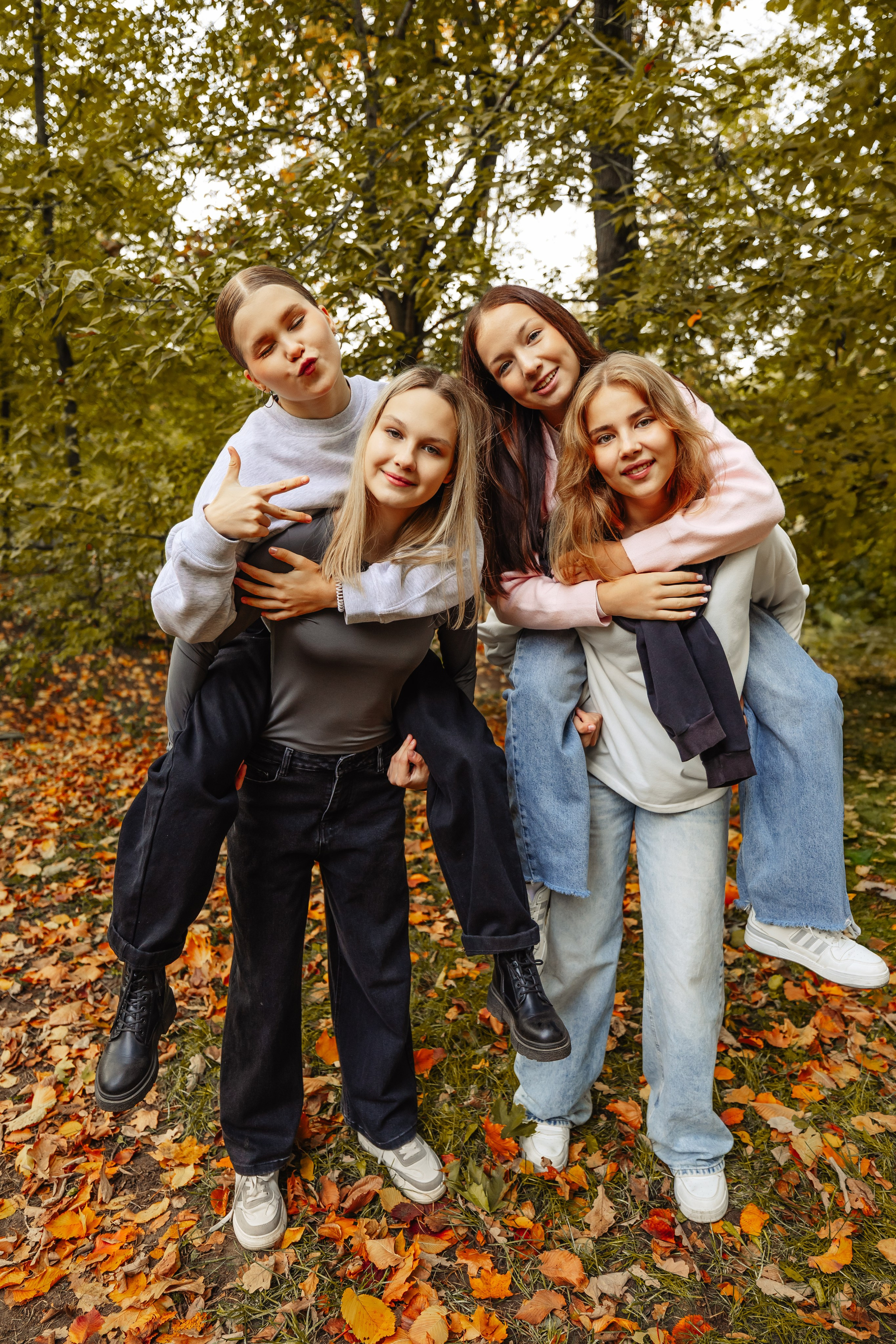 Выпускники 2025-2026. Современный выпускные альбомы Вологда