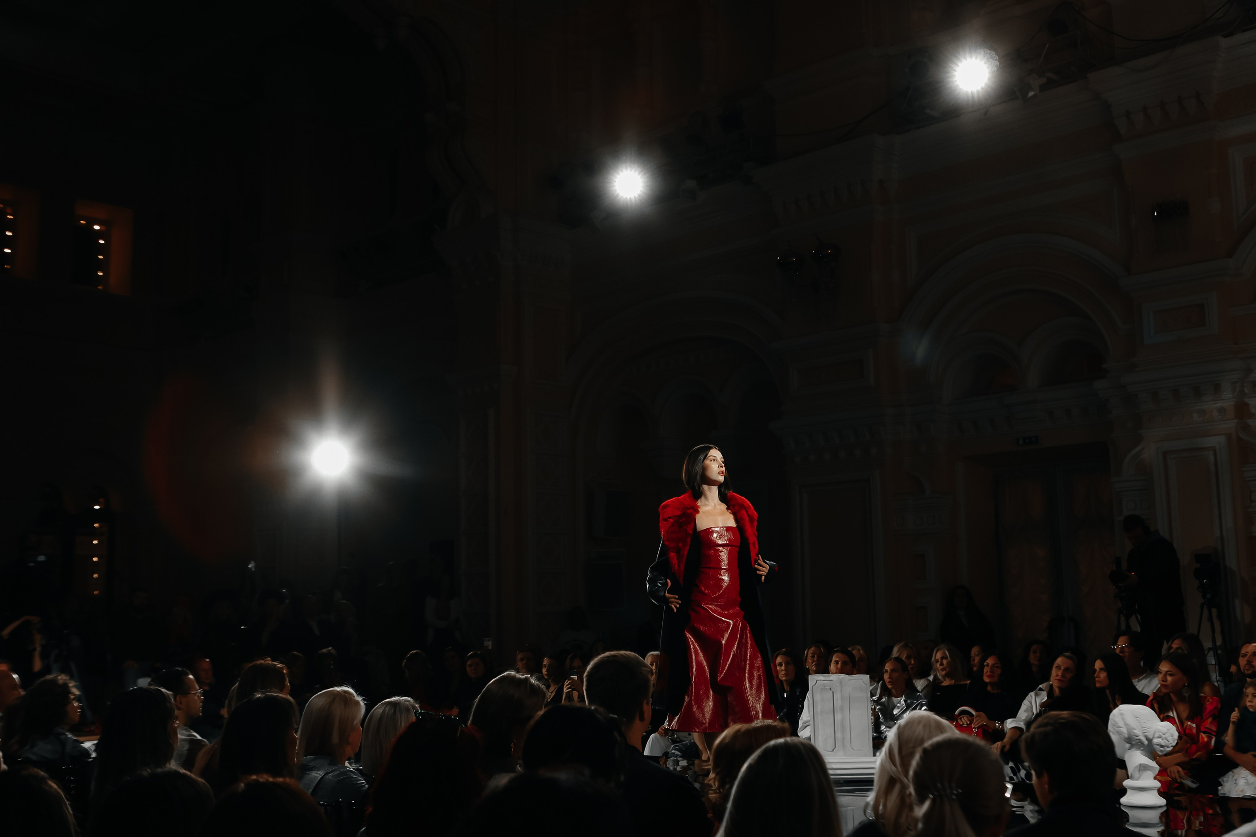 Гум Закрытый Показ 2024. Свадебный фотограф FOTOKEYT