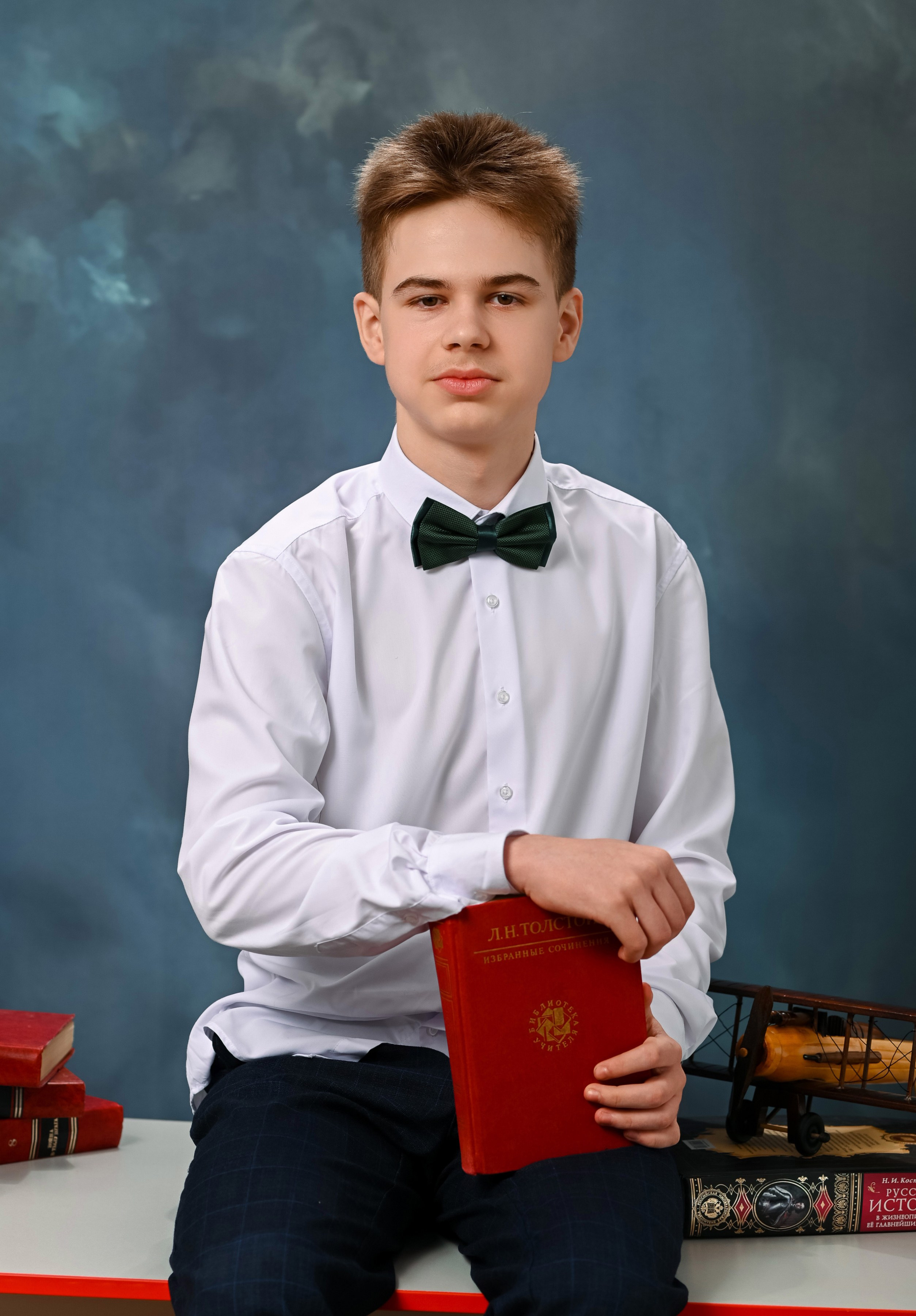 Выпускные альбомы Брянск. Фотостудия выпускных альбомов