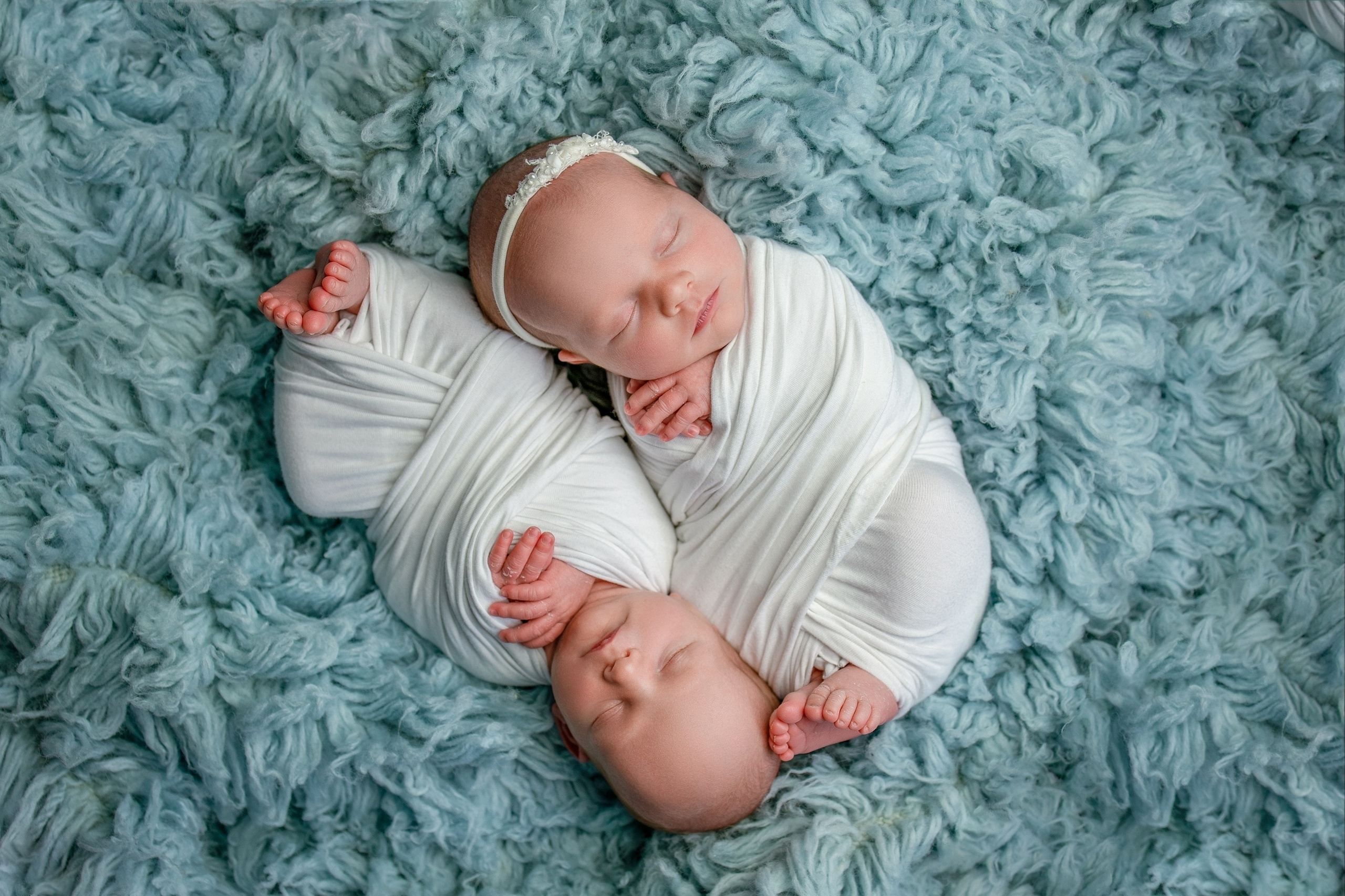 Нежная и милая фотосессия первых дней жизни Вашего ребенка в Минске. Фотограф новорождённых Минск — стоимость newborn фотосессии в Минске