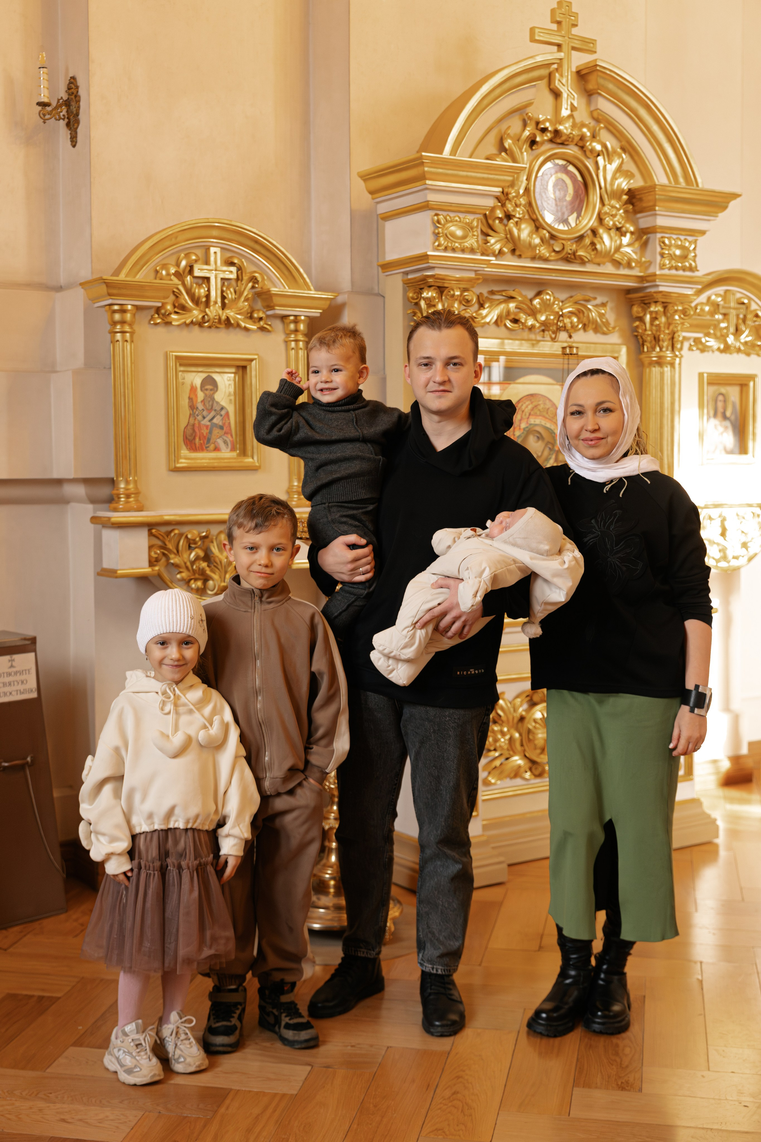 Крещение в Свято-Екатерининском кафедральном соборе. Свадебный фотограф и видеограф Краснодар, Ростов, Сочи, Новороссийск