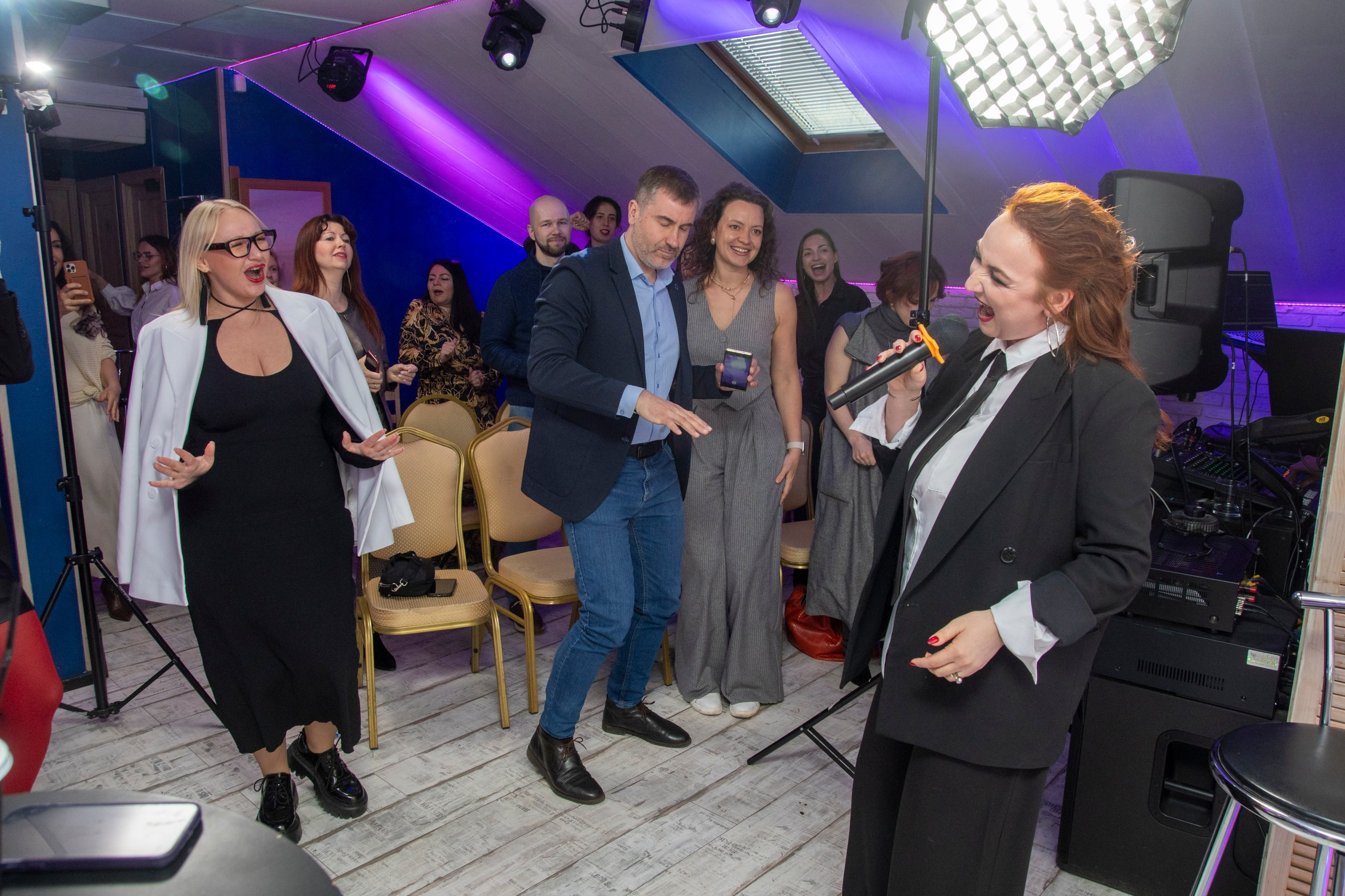 Нетворкинг Анастасии Праздниковой. Семейный и детский фотограф Антон Зорин