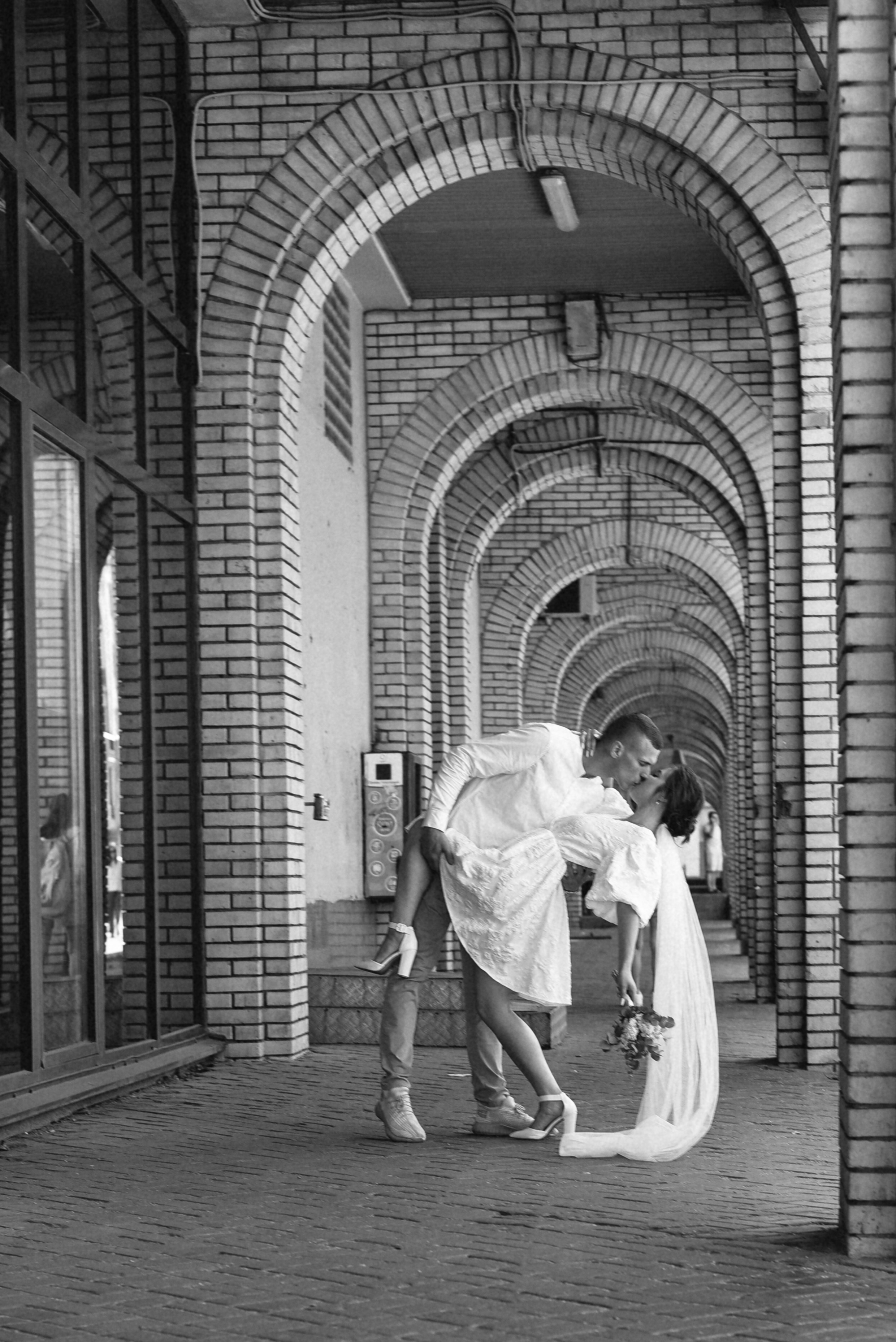 Андрей и Дарья ЗАГС № 4 Свадебная прогулка по городу. Фотограф Лола Волна, город Москва