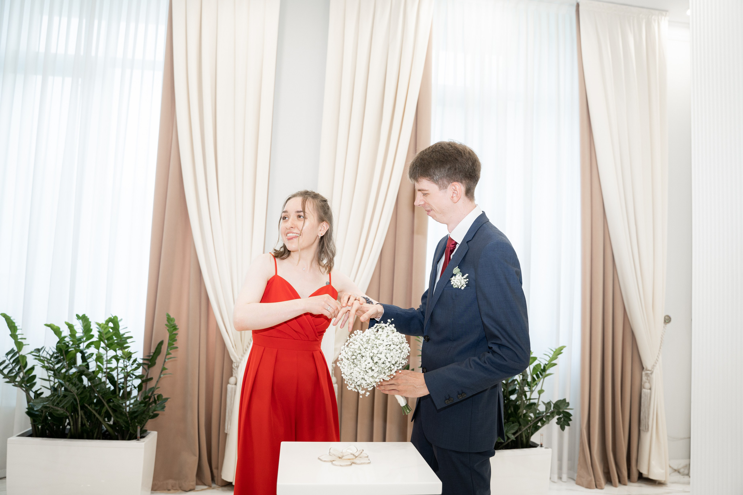 Гоша & Женя | Роспись, прогулка под дождем. Свадебный фотограф Москва Инесса Зверева