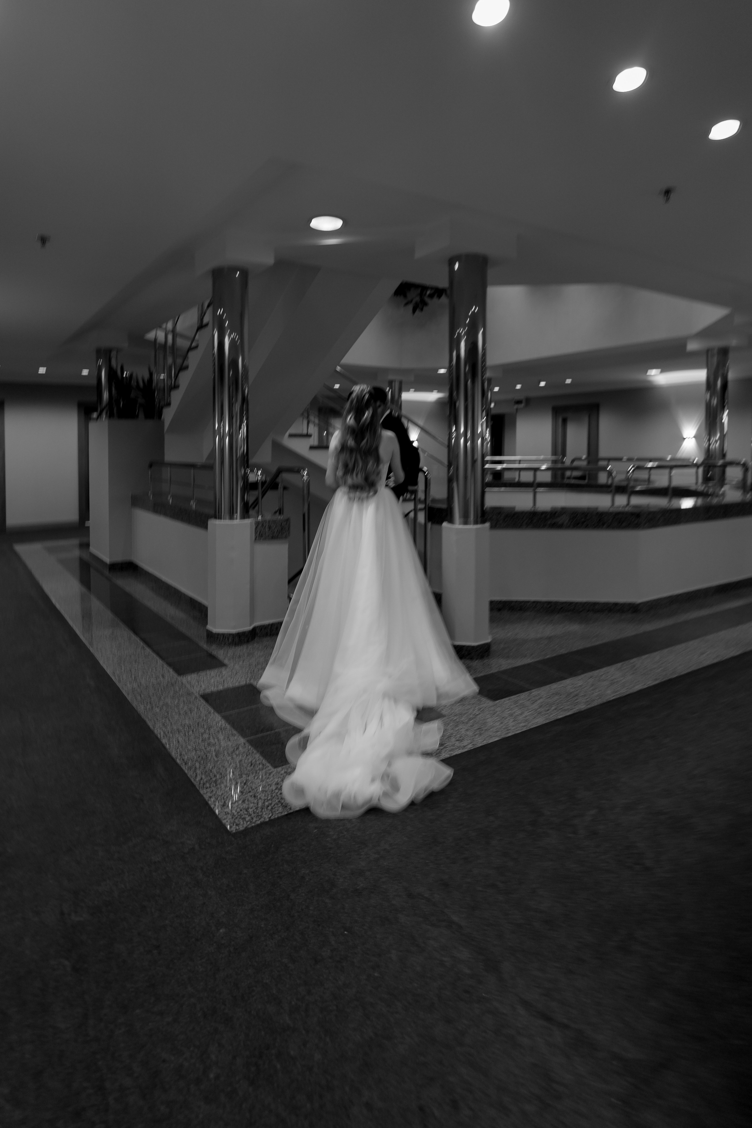 СВАДЕБНАЯ СЬЕМКА СБОРОВ В ОТЕЛЕ И ВЫЕЗД НА ЦЕРЕМОНИЮ (СНЯТО В СИБИРЕ В НИЖНЕВАРТОВСКЕ). Профессиональный фотограф, Санкт-Петербург — Виктория Богомолова