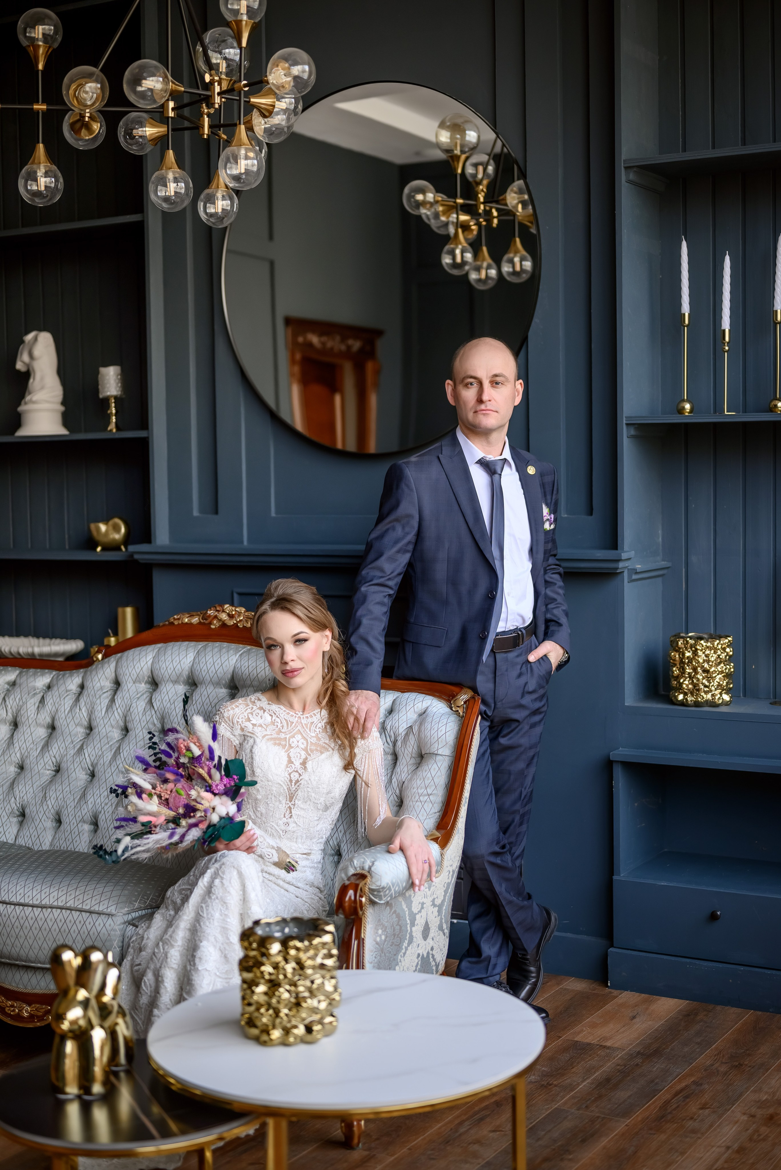 Свадебная фотосессия в залах фотостудии Аврора. Юлия Басня семейный и свадебный фотограф в Донецке