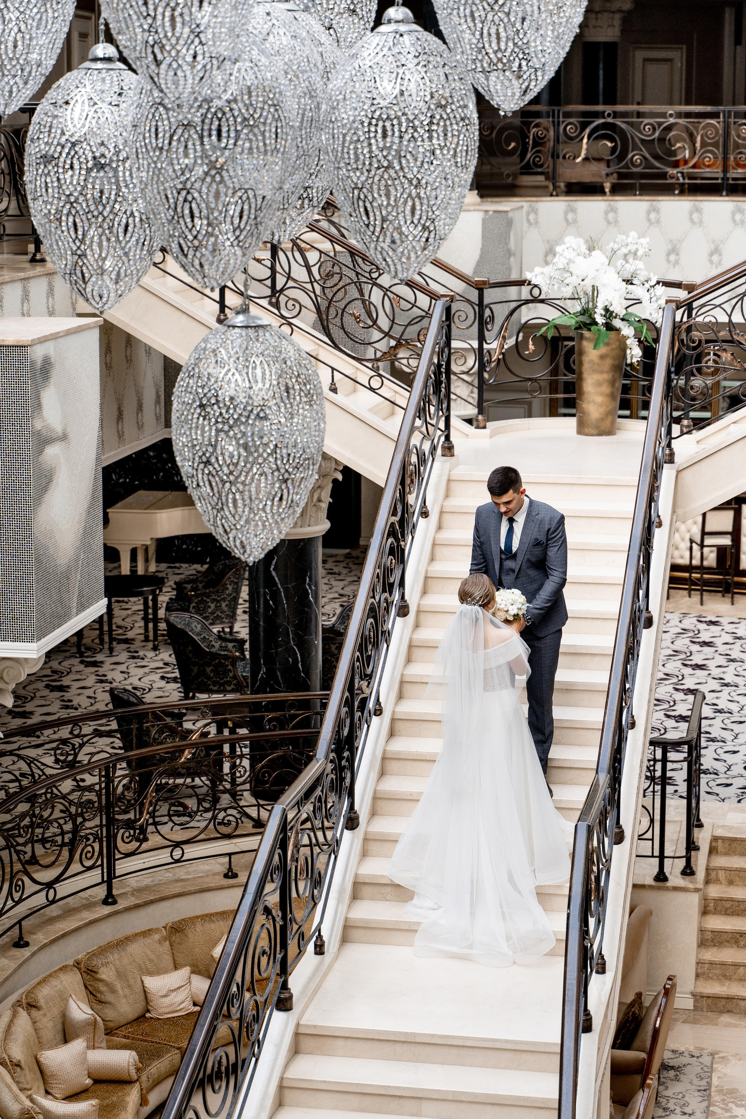 Индивидуальный и семейный фотограф в Москве и городе Видное. Свадебный фотограф в Москве. Свадебный фотограф в Московской области. Свадебная фотосессия 2023. Заказать свадебную фотосессию. Фотограф недорого. Красивые свадебные фотографии. Душевный фотограф. Фотограф Видное. Фотограф Домодедово. Фотограф Бутово. Фотограф Москва. Фотограф Царицыно. Свадебная фотосессия в Царицыно. Семейная фотосессия. Контент-фотосессия в Москве. Контент-фотограф. Визуал для эксперта. 