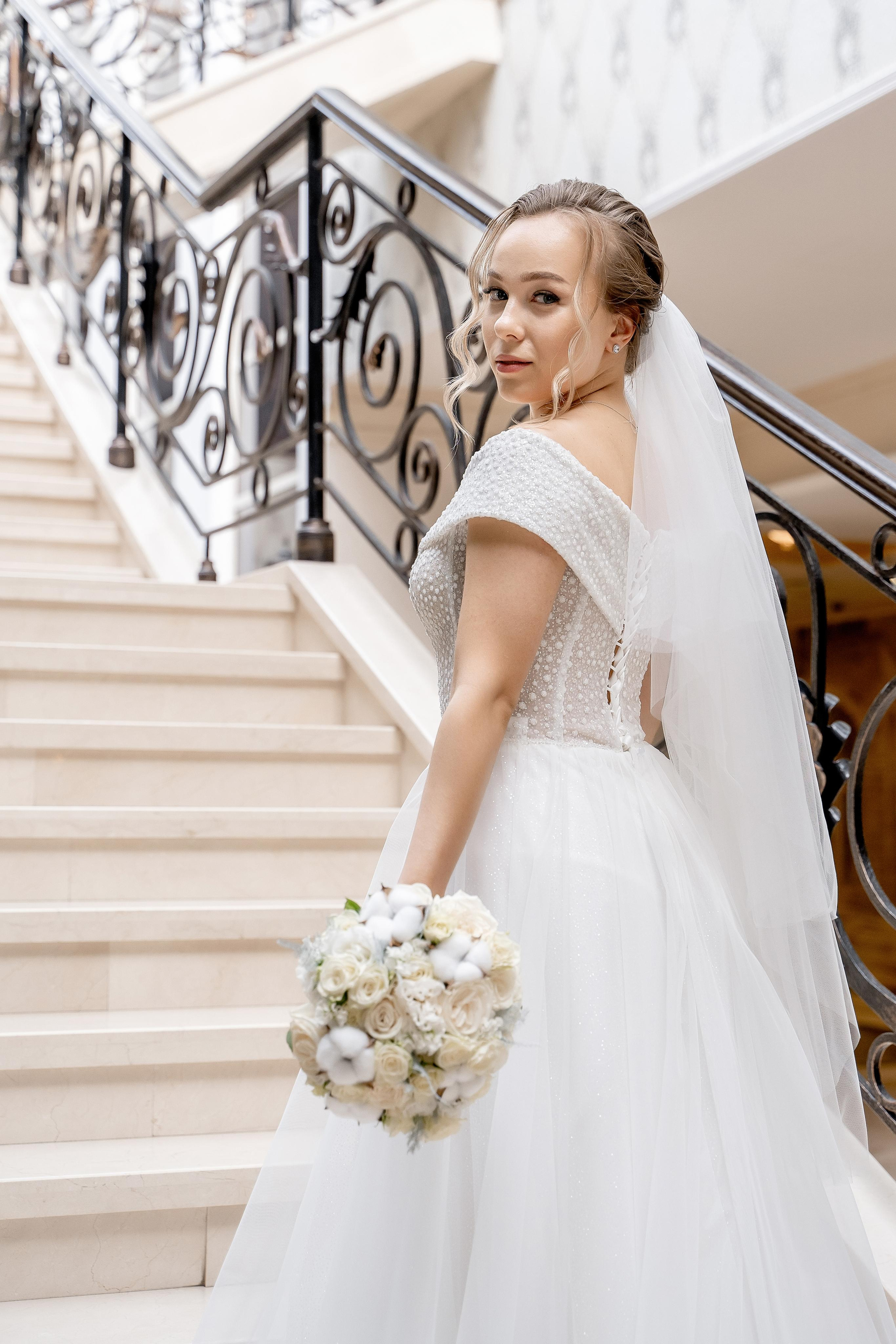 Индивидуальный и семейный фотограф в Москве и городе Видное. Свадебный фотограф в Москве. Свадебный фотограф в Московской области. Свадебная фотосессия 2023. Заказать свадебную фотосессию. Фотограф недорого. Красивые свадебные фотографии. Душевный фотограф. Фотограф Видное. Фотограф Домодедово. Фотограф Бутово. Фотограф Москва. Фотограф Царицыно. Свадебная фотосессия в Царицыно. Семейная фотосессия. Контент-фотосессия в Москве. Контент-фотограф. Визуал для эксперта. 