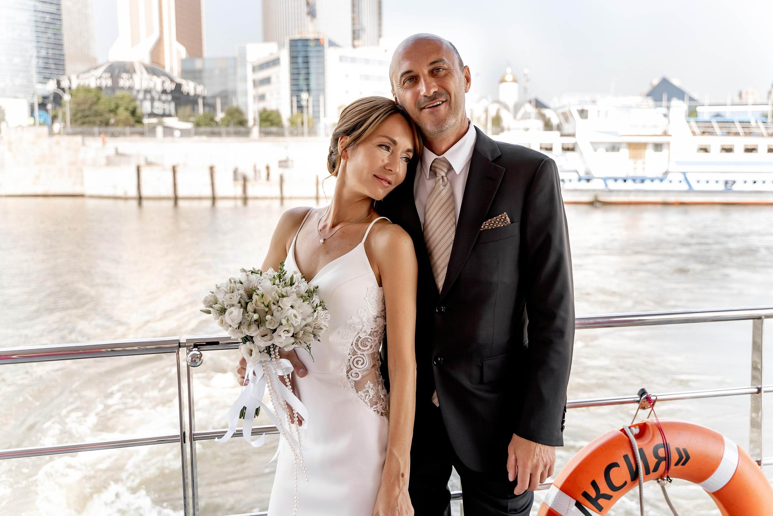 Индивидуальный и семейный фотограф в Москве и городе Видное. Свадебный фотограф в Москве. Свадебный фотограф в Московской области. Свадебная фотосессия 2023. Заказать свадебную фотосессию. Фотограф недорого. Красивые свадебные фотографии. Душевный фотограф. Фотограф Видное. Фотограф Домодедово. Фотограф Бутово. Фотограф Москва. Фотограф Царицыно. Свадебная фотосессия в Царицыно. Семейная фотосессия. Контент-фотосессия в Москве. Контент-фотограф. Визуал для эксперта. 