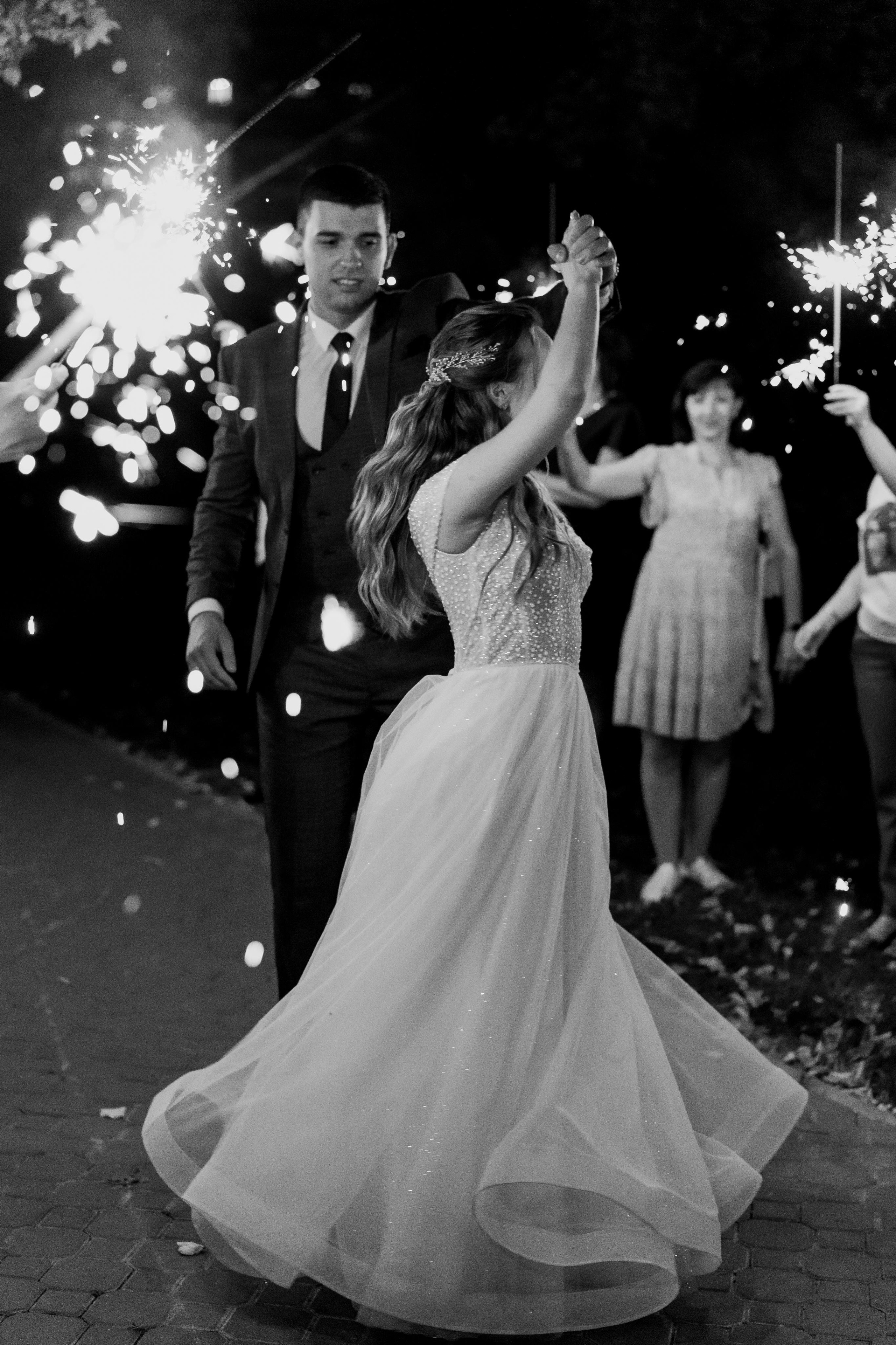 Индивидуальный и семейный фотограф в Москве и городе Видное. Свадебный фотограф в Москве. Свадебный фотограф в Московской области. Свадебная фотосессия 2023. Заказать свадебную фотосессию. Фотограф недорого. Красивые свадебные фотографии. Душевный фотограф. Фотограф Видное. Фотограф Домодедово. Фотограф Бутово. Фотограф Москва. Фотограф Царицыно. Свадебная фотосессия в Царицыно. Семейная фотосессия. Контент-фотосессия в Москве. Контент-фотограф. Визуал для эксперта. 