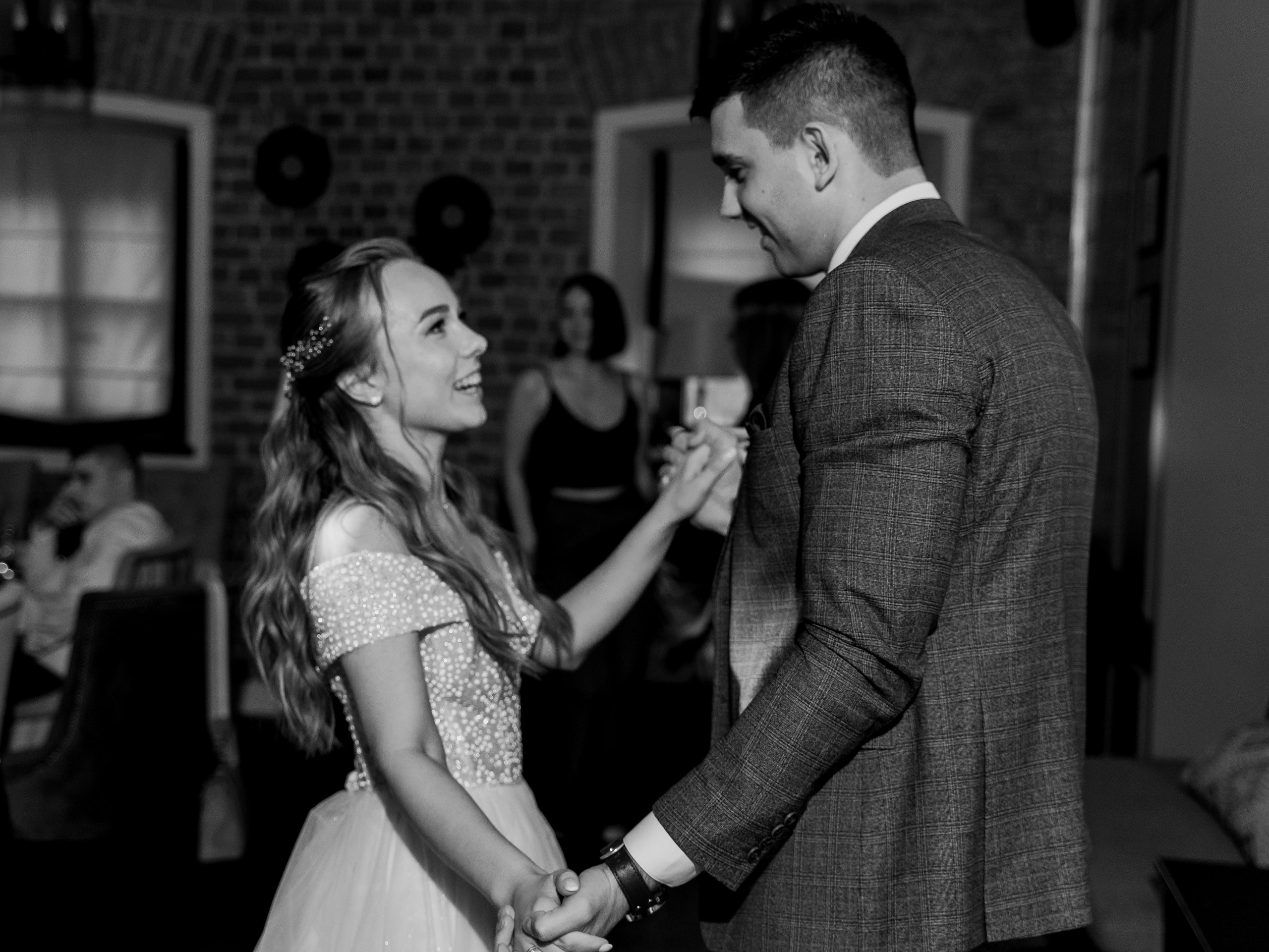 Индивидуальный и семейный фотограф в Москве и городе Видное. Свадебный фотограф в Москве. Свадебный фотограф в Московской области. Свадебная фотосессия 2023. Заказать свадебную фотосессию. Фотограф недорого. Красивые свадебные фотографии. Душевный фотограф. Фотограф Видное. Фотограф Домодедово. Фотограф Бутово. Фотограф Москва. Фотограф Царицыно. Свадебная фотосессия в Царицыно. Семейная фотосессия. Контент-фотосессия в Москве. Контент-фотограф. Визуал для эксперта. 