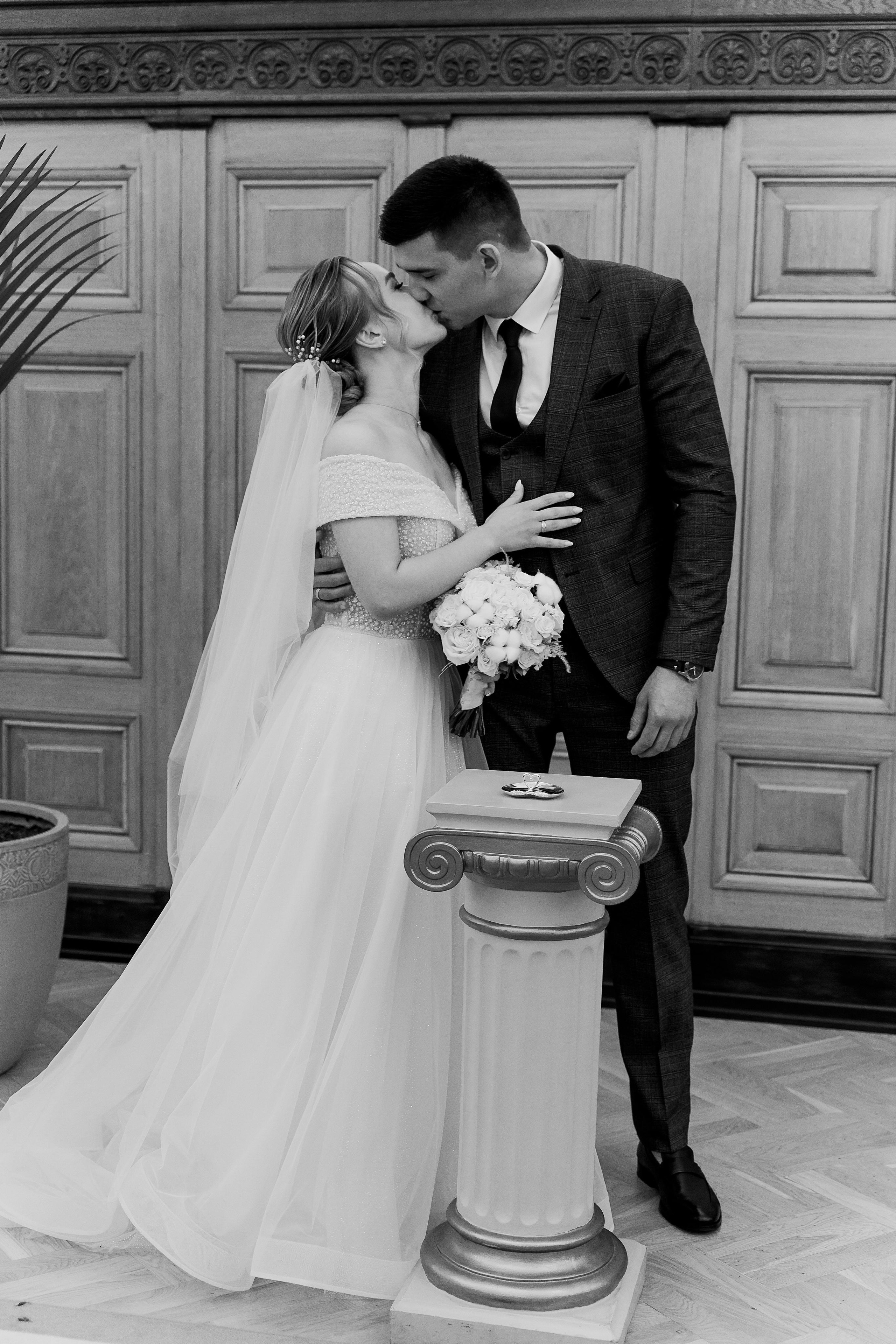 Индивидуальный и семейный фотограф в Москве и городе Видное. Свадебный фотограф в Москве. Свадебный фотограф в Московской области. Свадебная фотосессия 2023. Заказать свадебную фотосессию. Фотограф недорого. Красивые свадебные фотографии. Душевный фотограф. Фотограф Видное. Фотограф Домодедово. Фотограф Бутово. Фотограф Москва. Фотограф Царицыно. Свадебная фотосессия в Царицыно. Семейная фотосессия. Контент-фотосессия в Москве. Контент-фотограф. Визуал для эксперта. 