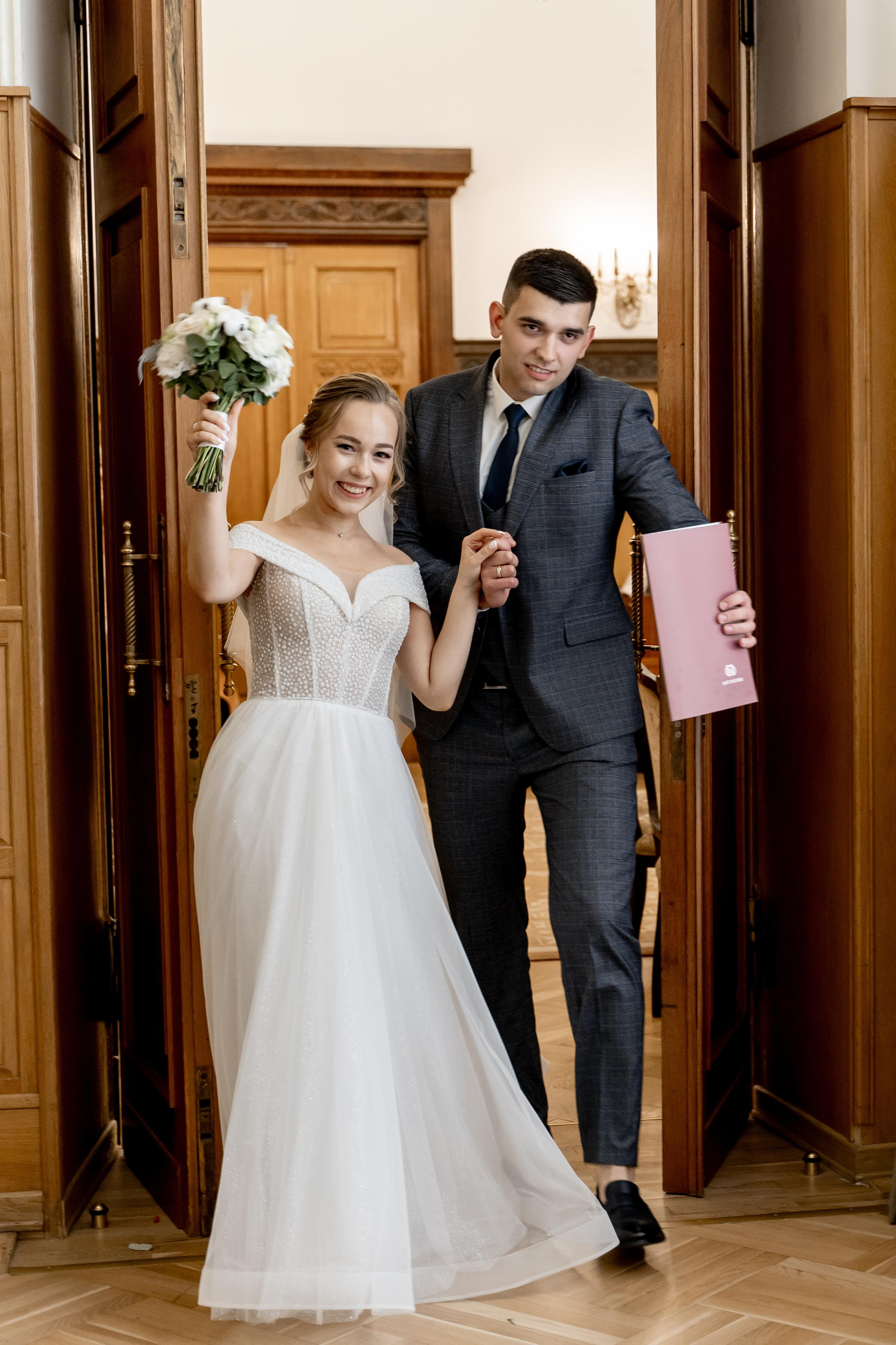 Индивидуальный и семейный фотограф в Москве и городе Видное. Свадебный фотограф в Москве. Свадебный фотограф в Московской области. Свадебная фотосессия 2023. Заказать свадебную фотосессию. Фотограф недорого. Красивые свадебные фотографии. Душевный фотограф. Фотограф Видное. Фотограф Домодедово. Фотограф Бутово. Фотограф Москва. Фотограф Царицыно. Свадебная фотосессия в Царицыно. Семейная фотосессия. Контент-фотосессия в Москве. Контент-фотограф. Визуал для эксперта. 