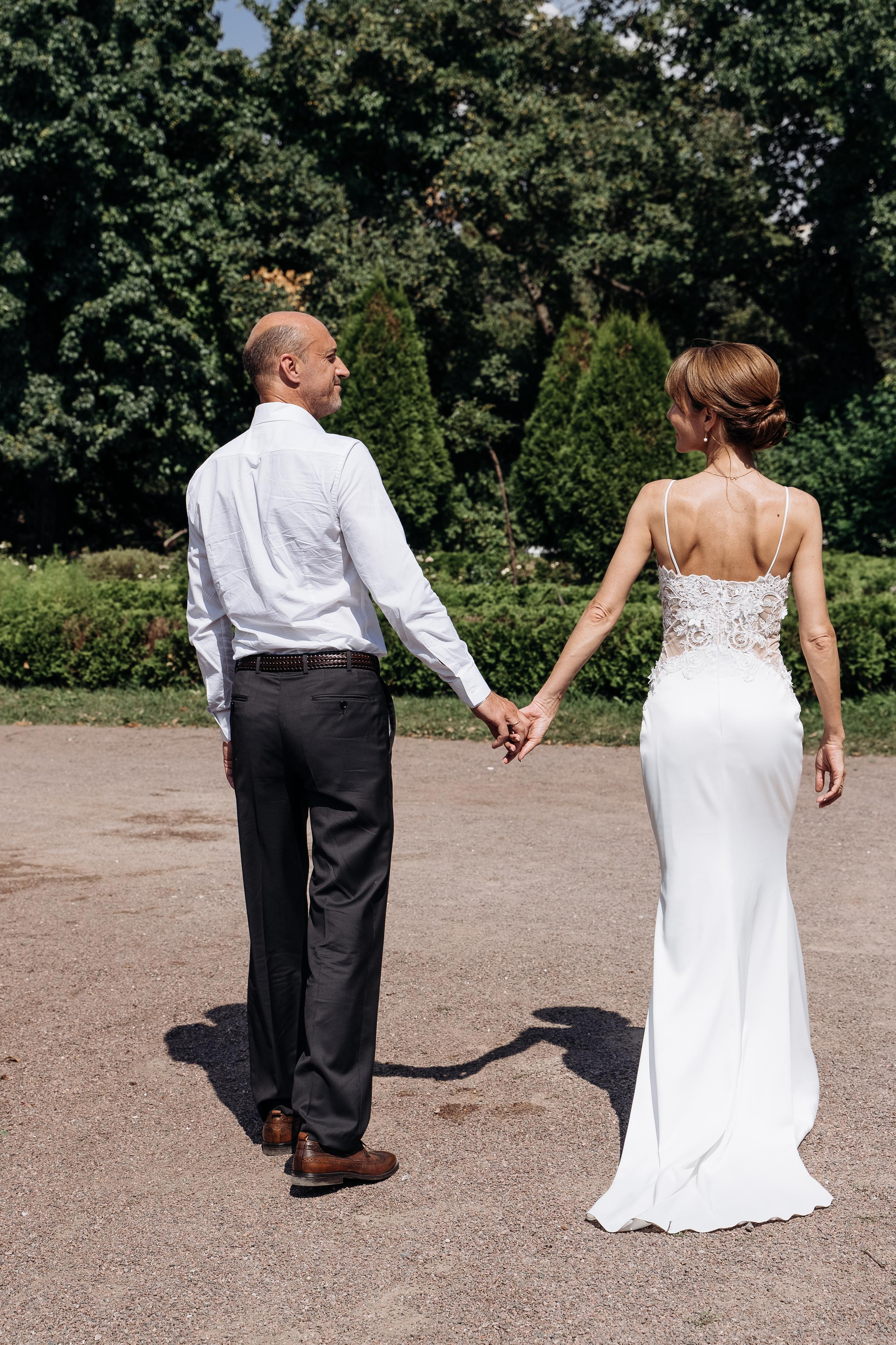 Индивидуальный и семейный фотограф в Москве и городе Видное. Свадебный фотограф в Москве. Свадебный фотограф в Московской области. Свадебная фотосессия 2023. Заказать свадебную фотосессию. Фотограф недорого. Красивые свадебные фотографии. Душевный фотограф. Фотограф Видное. Фотограф Домодедово. Фотограф Бутово. Фотограф Москва. Фотограф Царицыно. Свадебная фотосессия в Царицыно. Семейная фотосессия. Контент-фотосессия в Москве. Контент-фотограф. Визуал для эксперта. 