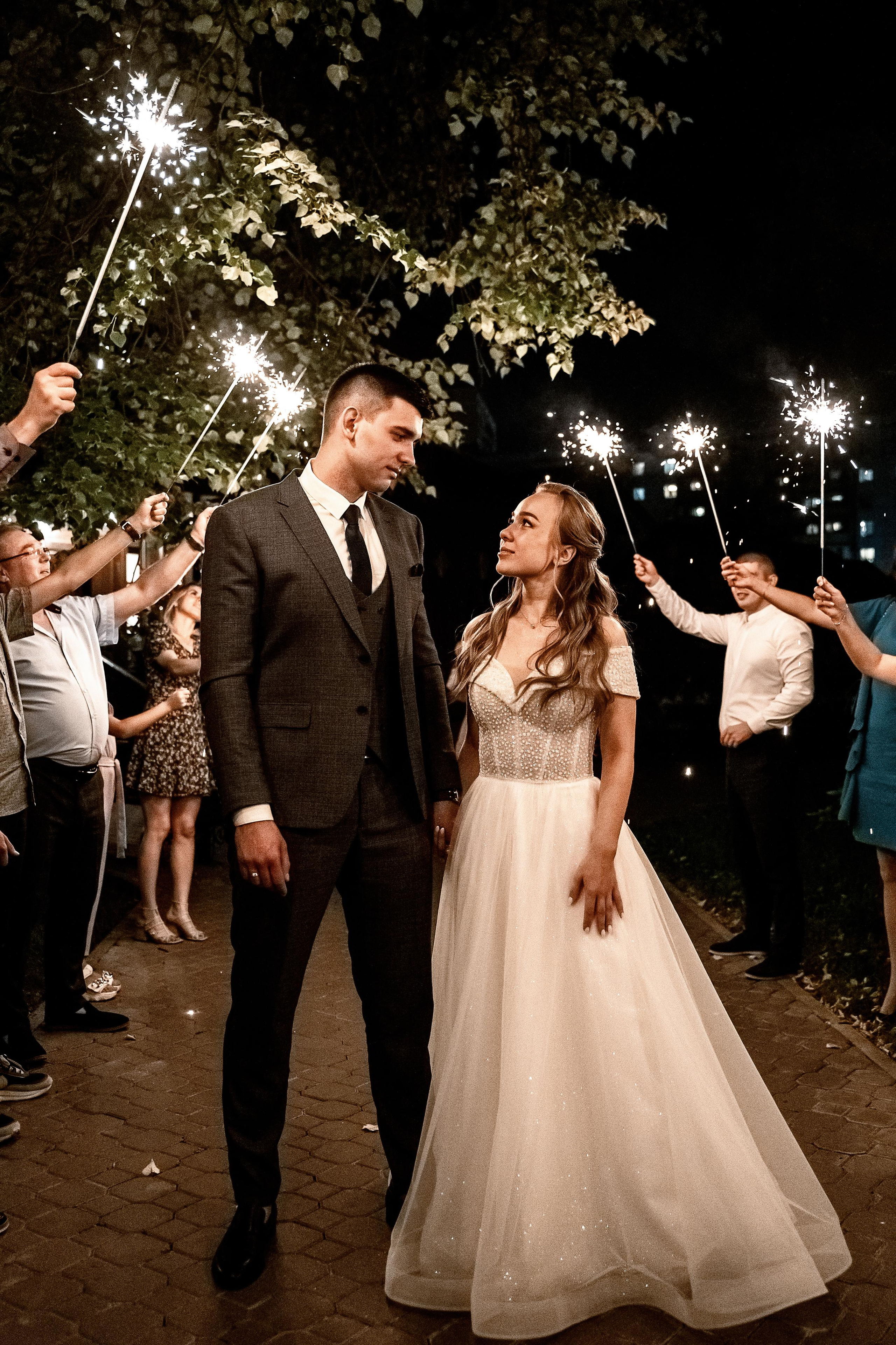 Индивидуальный и семейный фотограф в Москве и городе Видное. Свадебный фотограф в Москве. Свадебный фотограф в Московской области. Свадебная фотосессия 2023. Заказать свадебную фотосессию. Фотограф недорого. Красивые свадебные фотографии. Душевный фотограф. Фотограф Видное. Фотограф Домодедово. Фотограф Бутово. Фотограф Москва. Фотограф Царицыно. Свадебная фотосессия в Царицыно. Семейная фотосессия. Контент-фотосессия в Москве. Контент-фотограф. Визуал для эксперта. 