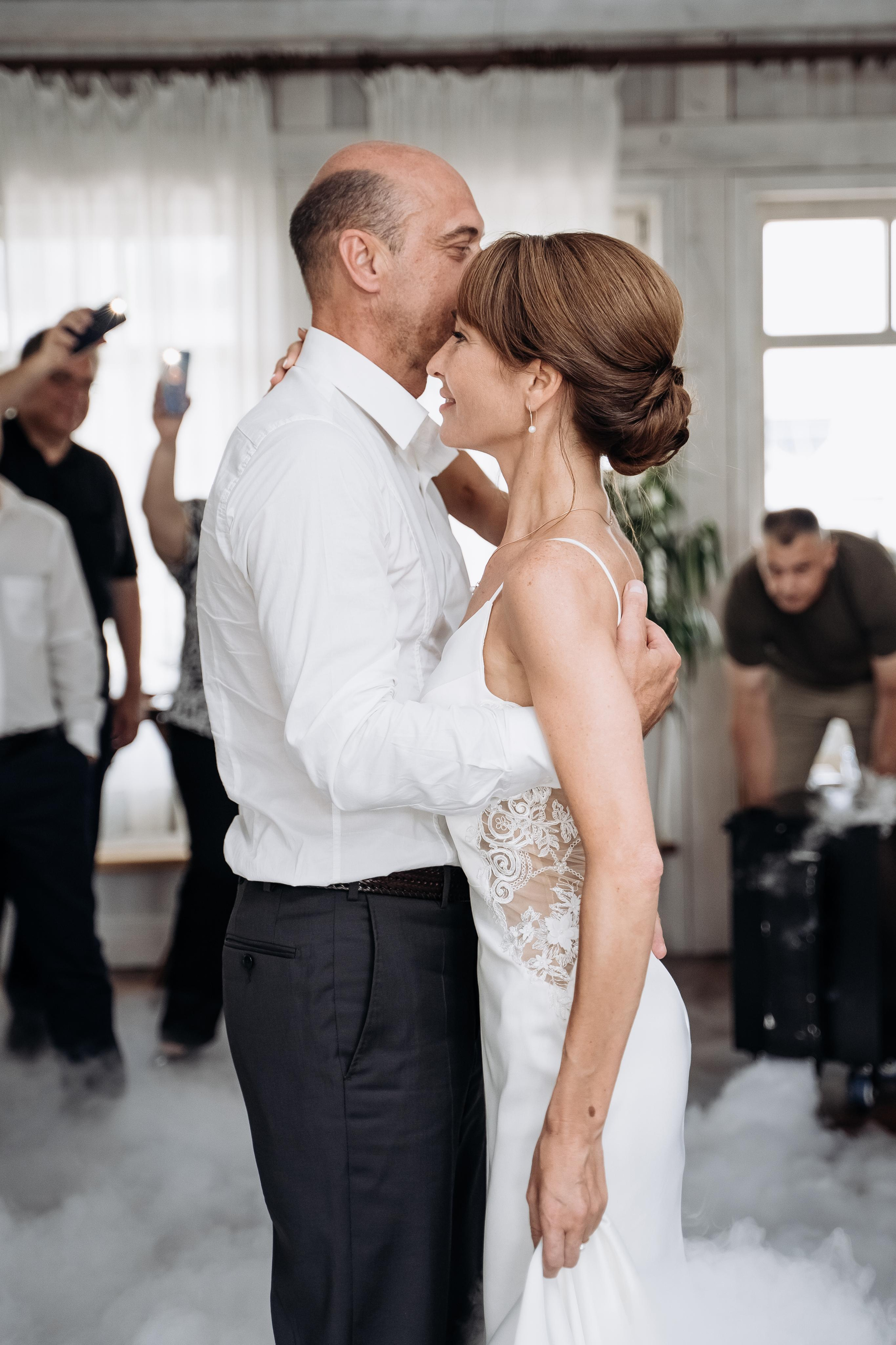 Индивидуальный и семейный фотограф в Москве и городе Видное. Свадебный фотограф в Москве. Свадебный фотограф в Московской области. Свадебная фотосессия 2023. Заказать свадебную фотосессию. Фотограф недорого. Красивые свадебные фотографии. Душевный фотограф. Фотограф Видное. Фотограф Домодедово. Фотограф Бутово. Фотограф Москва. Фотограф Царицыно. Свадебная фотосессия в Царицыно. Семейная фотосессия. Контент-фотосессия в Москве. Контент-фотограф. Визуал для эксперта. 