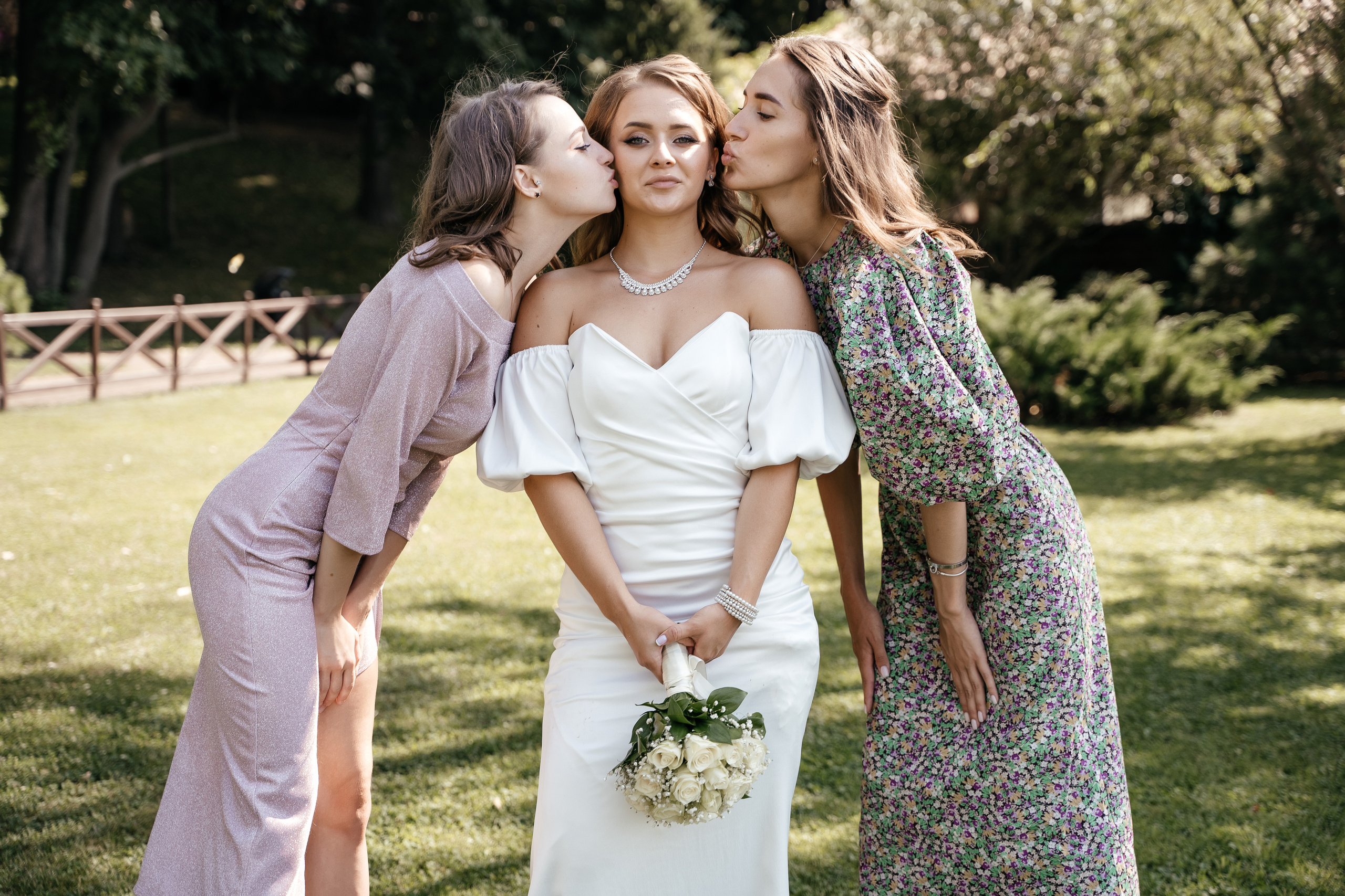 Индивидуальный и семейный фотограф в Москве и городе Видное. Свадебный фотограф в Москве. Свадебный фотограф в Московской области. Свадебная фотосессия 2023. Заказать свадебную фотосессию. Фотограф недорого. Красивые свадебные фотографии. Душевный фотограф. Фотограф Видное. Фотограф Домодедово. Фотограф Бутово. Фотограф Москва. Фотограф Царицыно. Свадебная фотосессия в Царицыно. Семейная фотосессия. Контент-фотосессия в Москве. Контент-фотограф. Визуал для эксперта. 