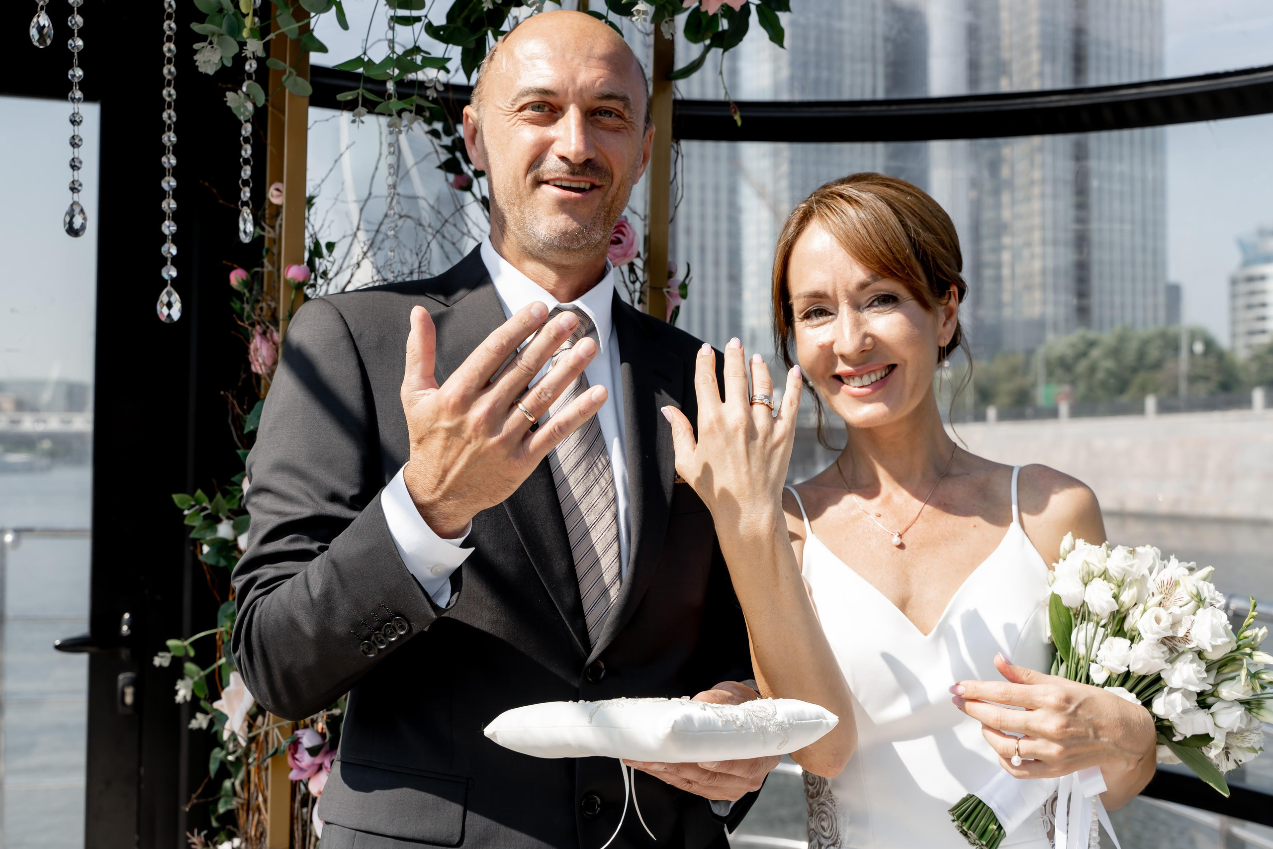 Индивидуальный и семейный фотограф в Москве и городе Видное. Свадебный фотограф в Москве. Свадебный фотограф в Московской области. Свадебная фотосессия 2023. Заказать свадебную фотосессию. Фотограф недорого. Красивые свадебные фотографии. Душевный фотограф. Фотограф Видное. Фотограф Домодедово. Фотограф Бутово. Фотограф Москва. Фотограф Царицыно. Свадебная фотосессия в Царицыно. Семейная фотосессия. Контент-фотосессия в Москве. Контент-фотограф. Визуал для эксперта. 