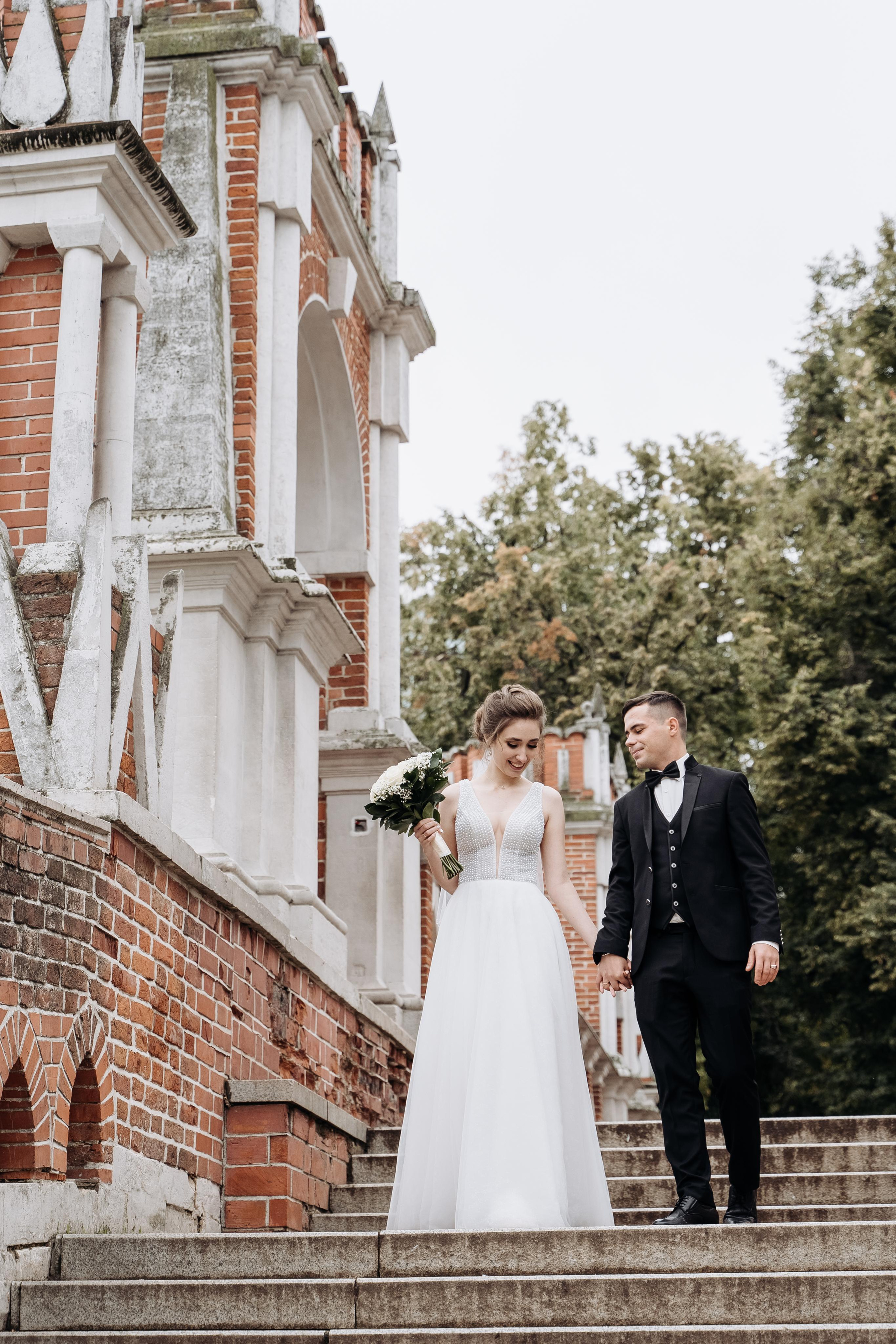 Индивидуальный и семейный фотограф в Москве и городе Видное. Свадебный фотограф в Москве. Свадебный фотограф в Московской области. Свадебная фотосессия 2023. Заказать свадебную фотосессию. Фотограф недорого. Красивые свадебные фотографии. Душевный фотограф. Фотограф Видное. Фотограф Домодедово. Фотограф Бутово. Фотограф Москва. Фотограф Царицыно. Свадебная фотосессия в Царицыно. Семейная фотосессия. Контент-фотосессия в Москве. Контент-фотограф. Визуал для эксперта. 