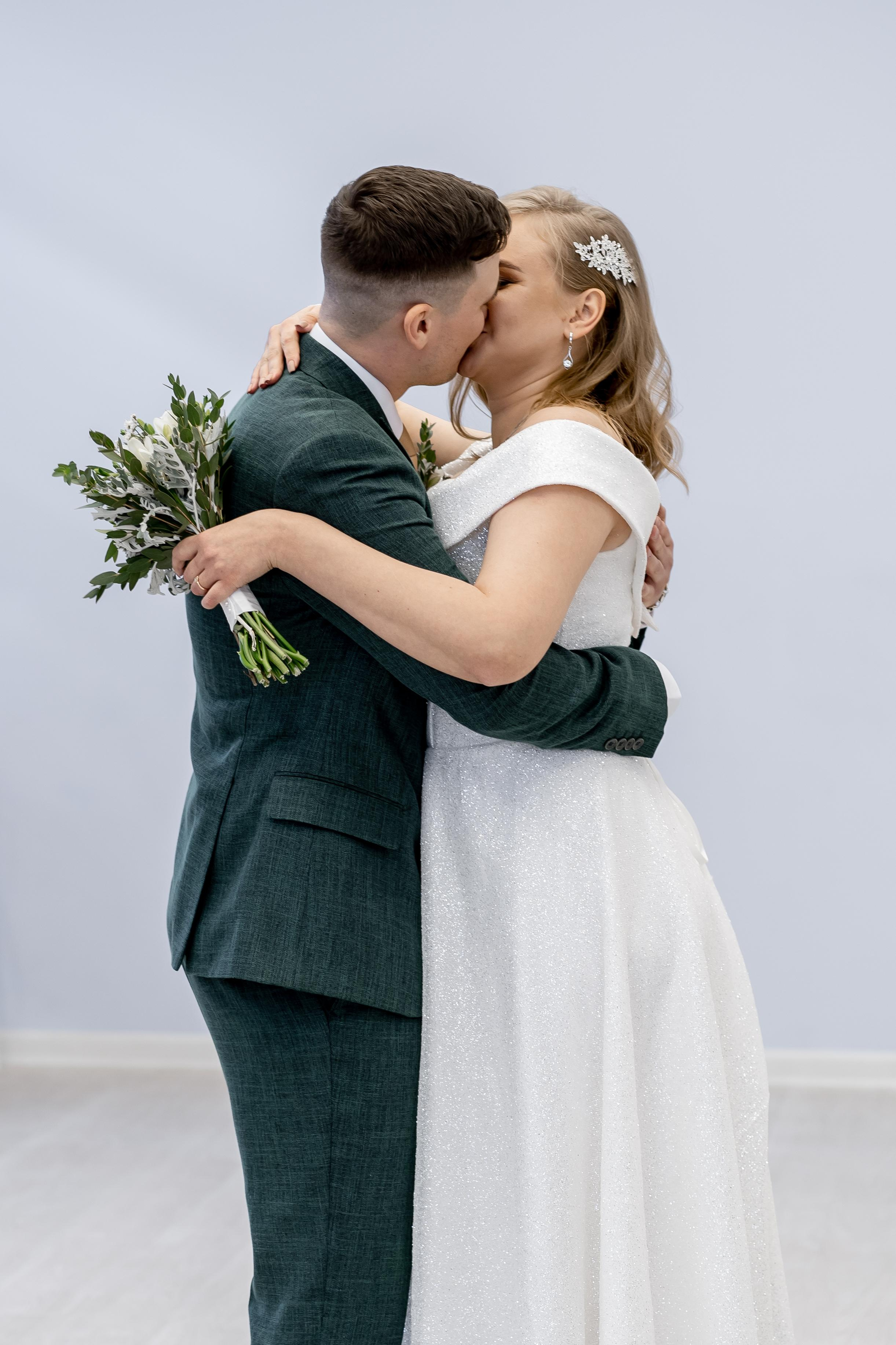 Индивидуальный и семейный фотограф в Москве и городе Видное. Свадебный фотограф в Москве. Свадебный фотограф в Московской области. Свадебная фотосессия 2023. Заказать свадебную фотосессию. Фотограф недорого. Красивые свадебные фотографии. Душевный фотограф. Фотограф Видное. Фотограф Домодедово. Фотограф Бутово. Фотограф Москва. Фотограф Царицыно. Свадебная фотосессия в Царицыно. Семейная фотосессия. Контент-фотосессия в Москве. Контент-фотограф. Визуал для эксперта. 