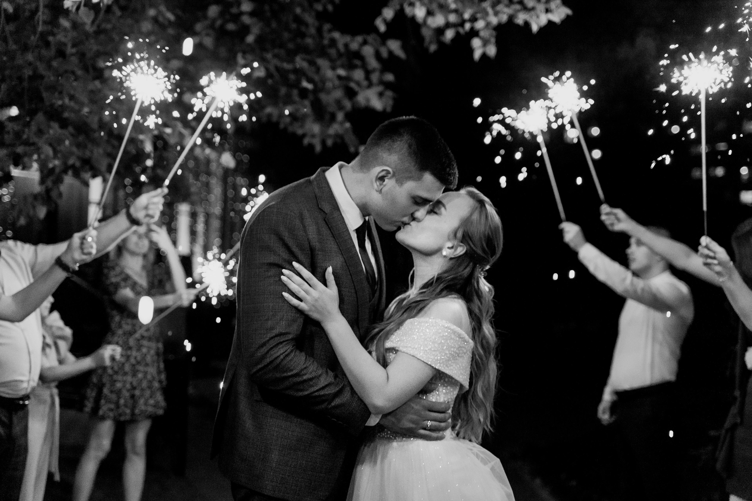 Индивидуальный и семейный фотограф в Москве и городе Видное. Свадебный фотограф в Москве. Свадебный фотограф в Московской области. Свадебная фотосессия 2023. Заказать свадебную фотосессию. Фотограф недорого. Красивые свадебные фотографии. Душевный фотограф. Фотограф Видное. Фотограф Домодедово. Фотограф Бутово. Фотограф Москва. Фотограф Царицыно. Свадебная фотосессия в Царицыно. Семейная фотосессия. Контент-фотосессия в Москве. Контент-фотограф. Визуал для эксперта. 