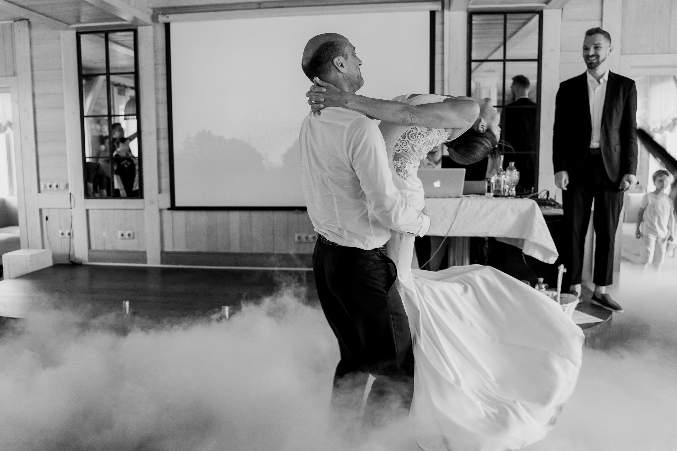 Индивидуальный и семейный фотограф в Москве и городе Видное. Свадебный фотограф в Москве. Свадебный фотограф в Московской области. Свадебная фотосессия 2023. Заказать свадебную фотосессию. Фотограф недорого. Красивые свадебные фотографии. Душевный фотограф. Фотограф Видное. Фотограф Домодедово. Фотограф Бутово. Фотограф Москва. Фотограф Царицыно. Свадебная фотосессия в Царицыно. Семейная фотосессия. Контент-фотосессия в Москве. Контент-фотограф. Визуал для эксперта. 