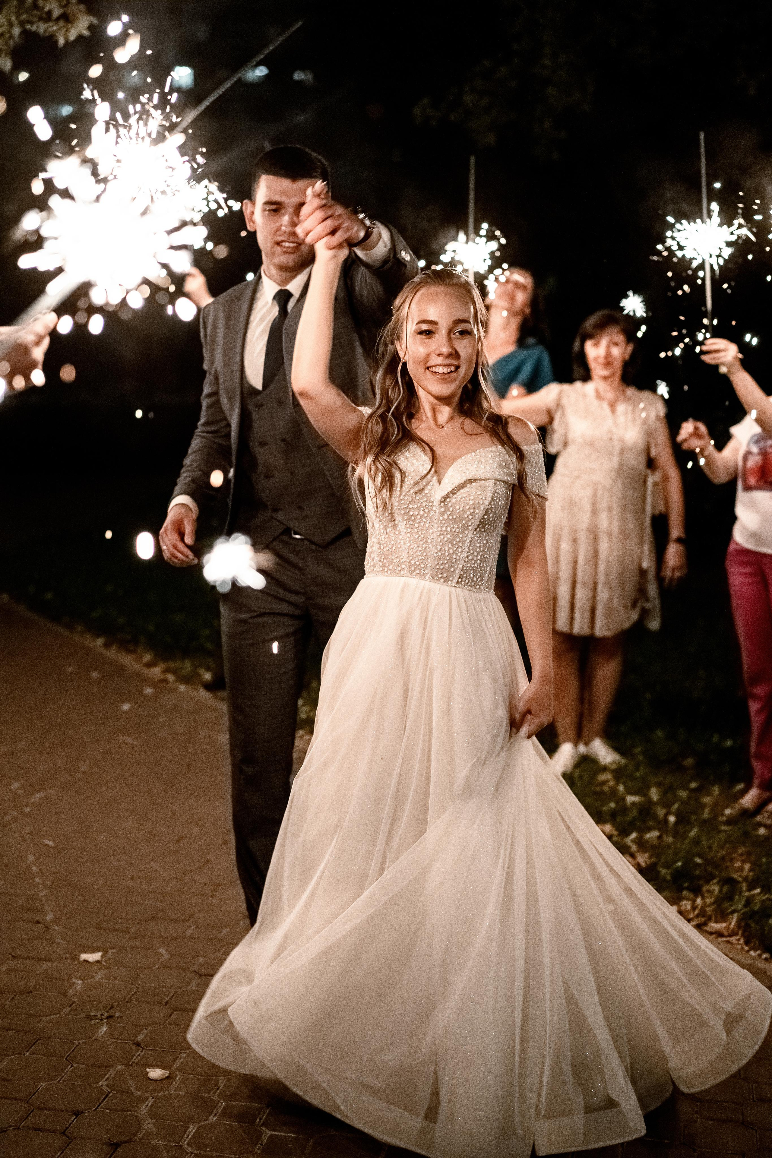Индивидуальный и семейный фотограф в Москве и городе Видное. Свадебный фотограф в Москве. Свадебный фотограф в Московской области. Свадебная фотосессия 2023. Заказать свадебную фотосессию. Фотограф недорого. Красивые свадебные фотографии. Душевный фотограф. Фотограф Видное. Фотограф Домодедово. Фотограф Бутово. Фотограф Москва. Фотограф Царицыно. Свадебная фотосессия в Царицыно. Семейная фотосессия. Контент-фотосессия в Москве. Контент-фотограф. Визуал для эксперта. 