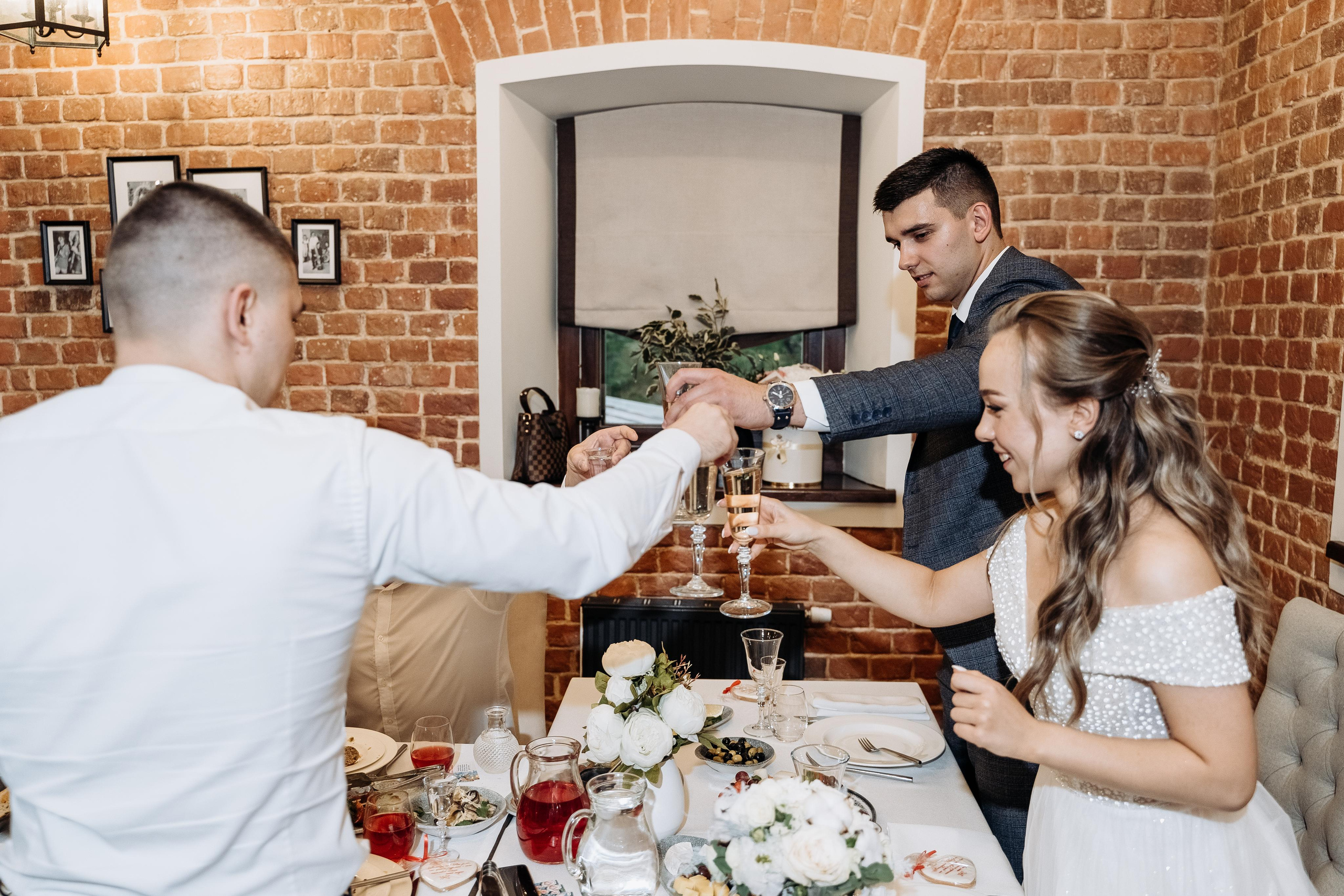 Индивидуальный и семейный фотограф в Москве и городе Видное. Свадебный фотограф в Москве. Свадебный фотограф в Московской области. Свадебная фотосессия 2023. Заказать свадебную фотосессию. Фотограф недорого. Красивые свадебные фотографии. Душевный фотограф. Фотограф Видное. Фотограф Домодедово. Фотограф Бутово. Фотограф Москва. Фотограф Царицыно. Свадебная фотосессия в Царицыно. Семейная фотосессия. Контент-фотосессия в Москве. Контент-фотограф. Визуал для эксперта. 