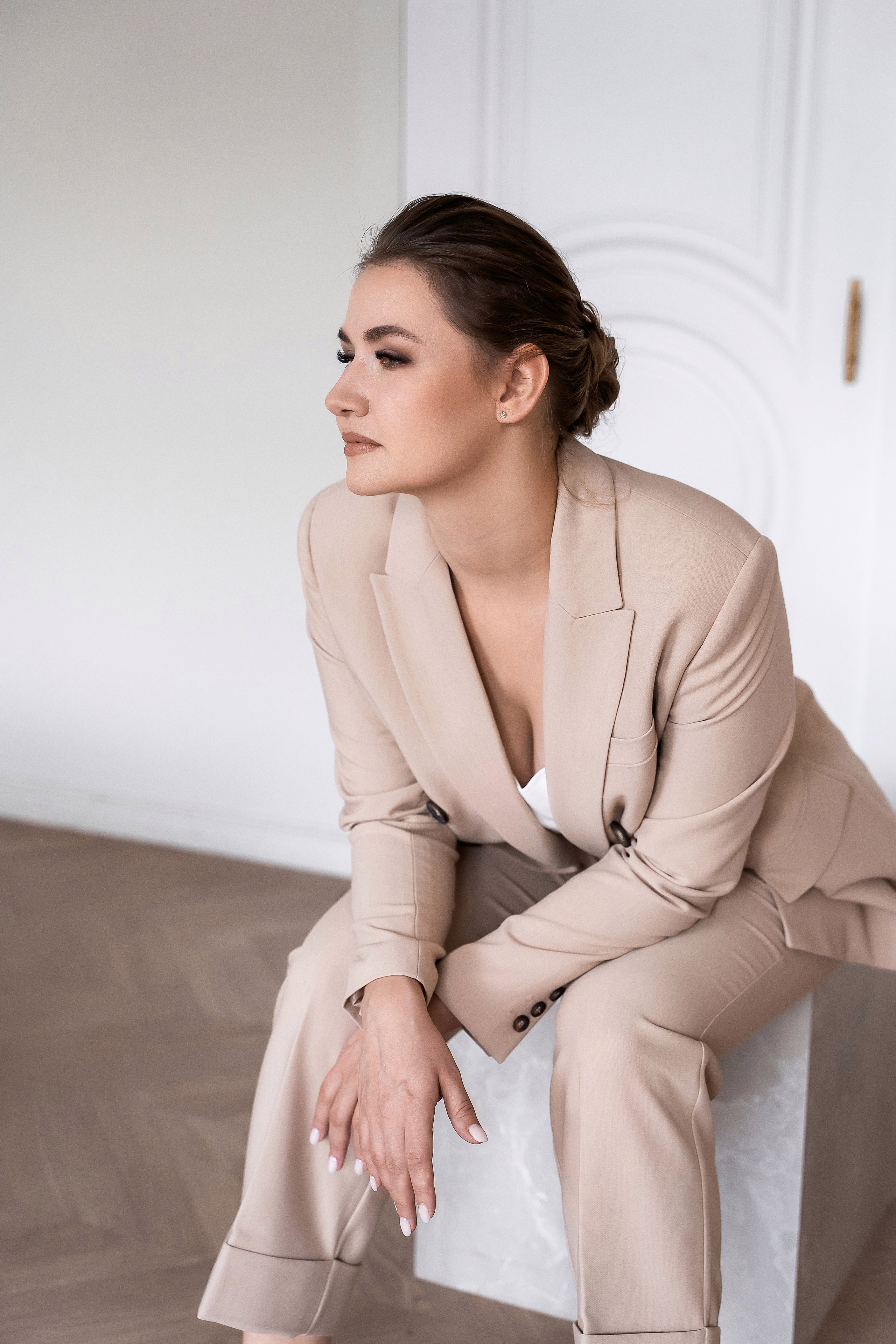 Женский фотограф в Москве и Московской области. Женская фотосессия. Женственные фотографии. Фотографии красивых женщин. Красивая стильная женская фотосессия. Контент-фотосессия. Визуал для блога.