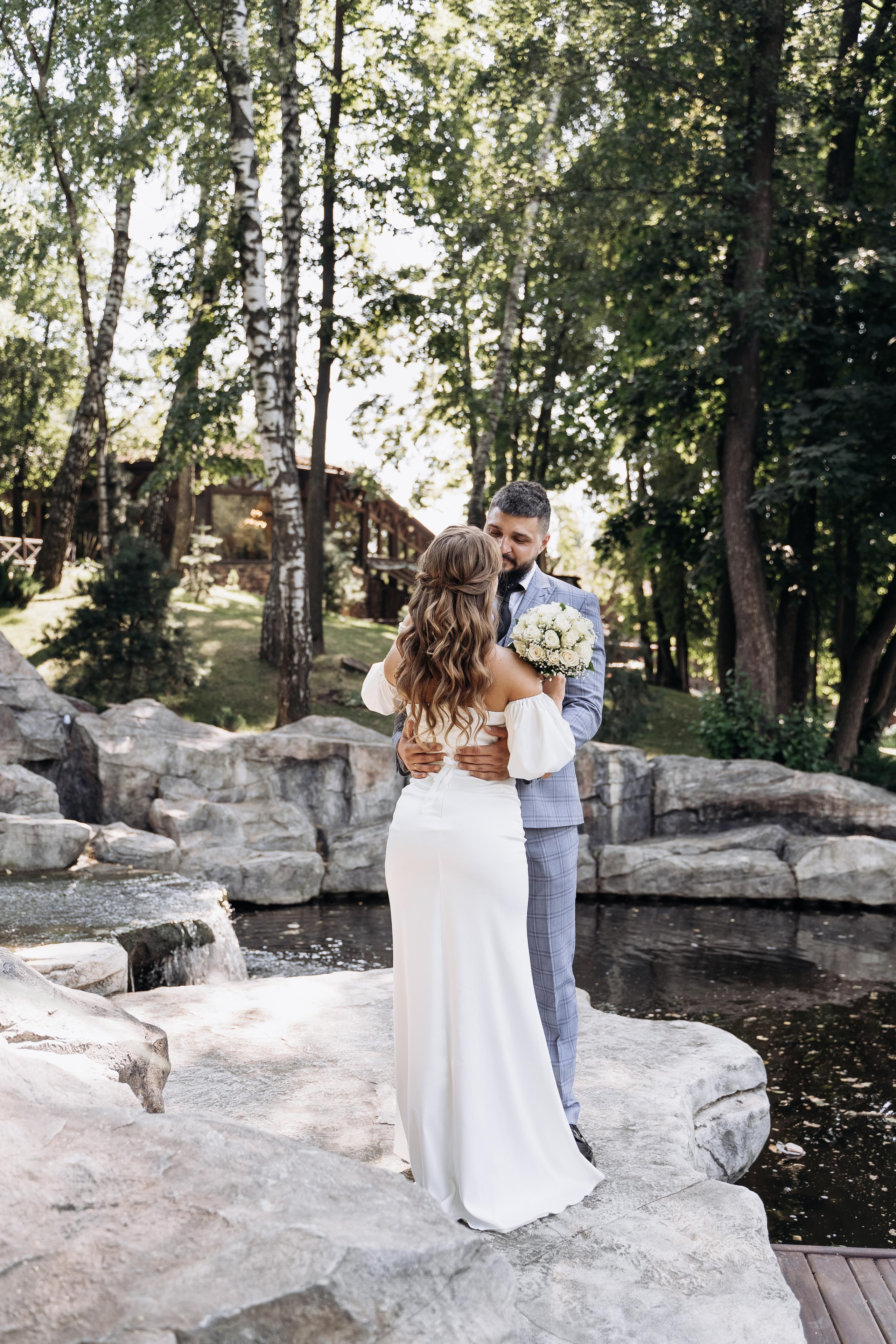 Индивидуальный и семейный фотограф в Москве и городе Видное. Свадебный фотограф в Москве. Свадебный фотограф в Московской области. Свадебная фотосессия 2023. Заказать свадебную фотосессию. Фотограф недорого. Красивые свадебные фотографии. Душевный фотограф. Фотограф Видное. Фотограф Домодедово. Фотограф Бутово. Фотограф Москва. Фотограф Царицыно. Свадебная фотосессия в Царицыно. Семейная фотосессия. Контент-фотосессия в Москве. Контент-фотограф. Визуал для эксперта. 